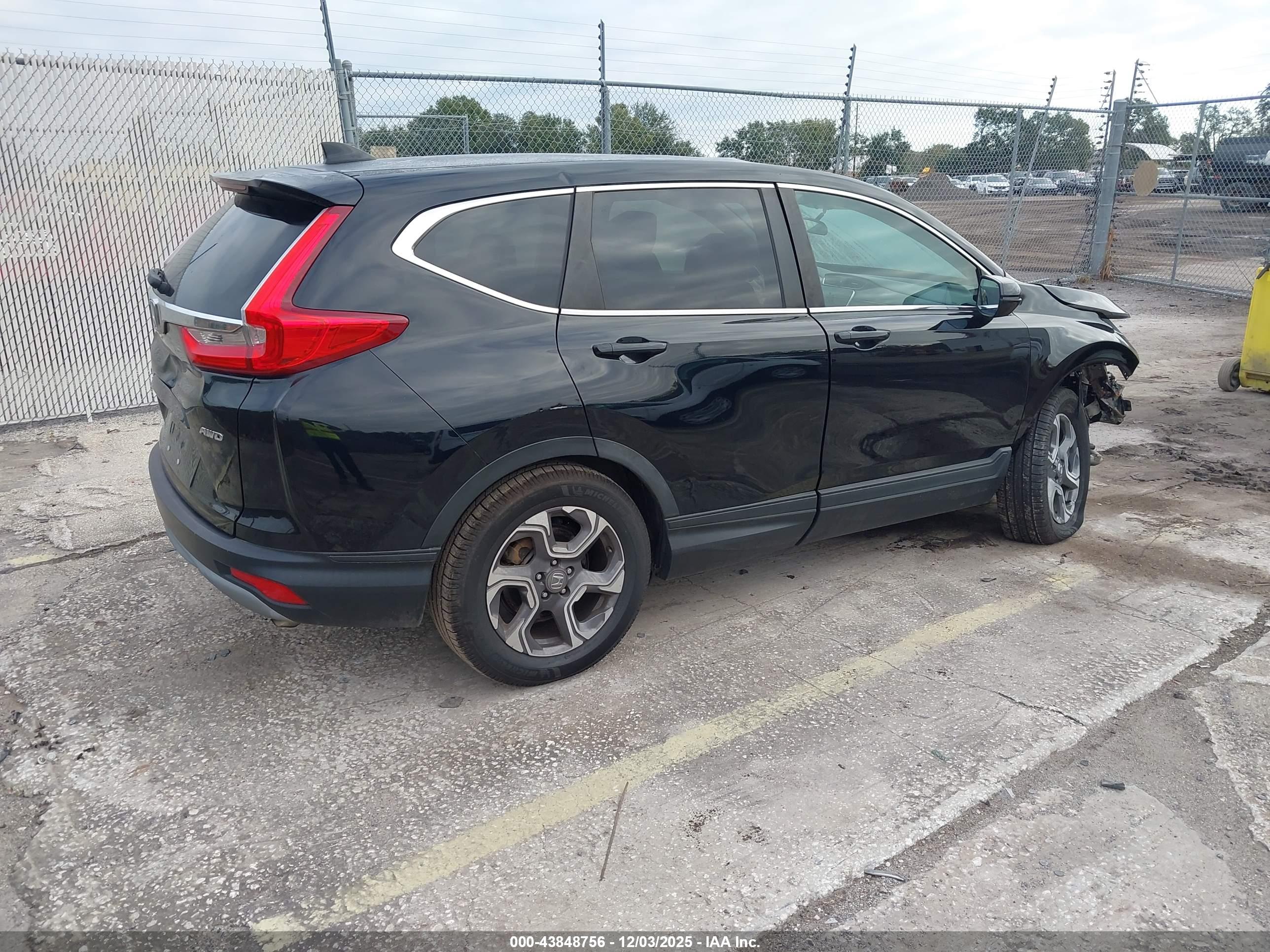 HONDA CR-V image 4