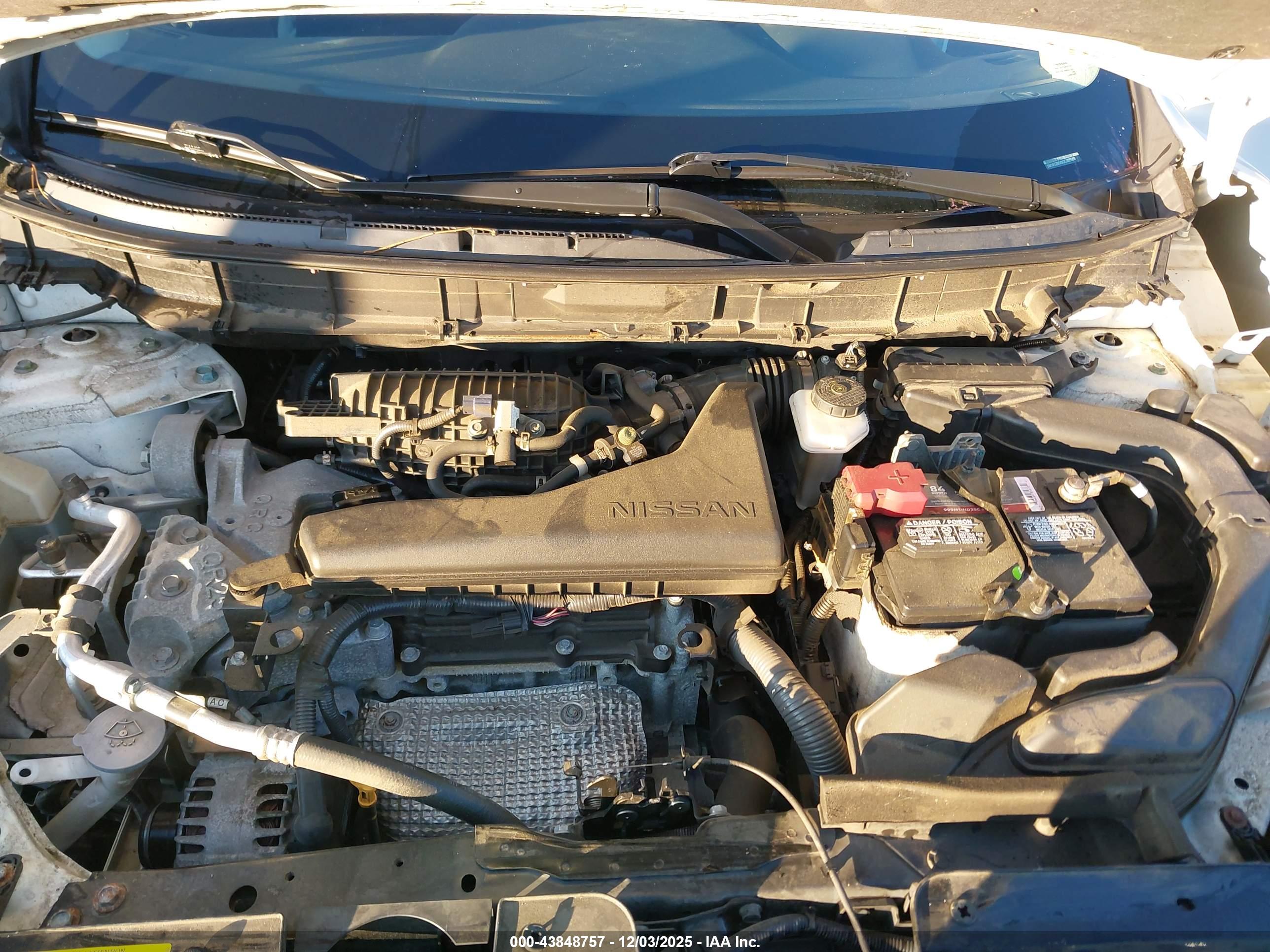 NISSAN ROGUE image 10