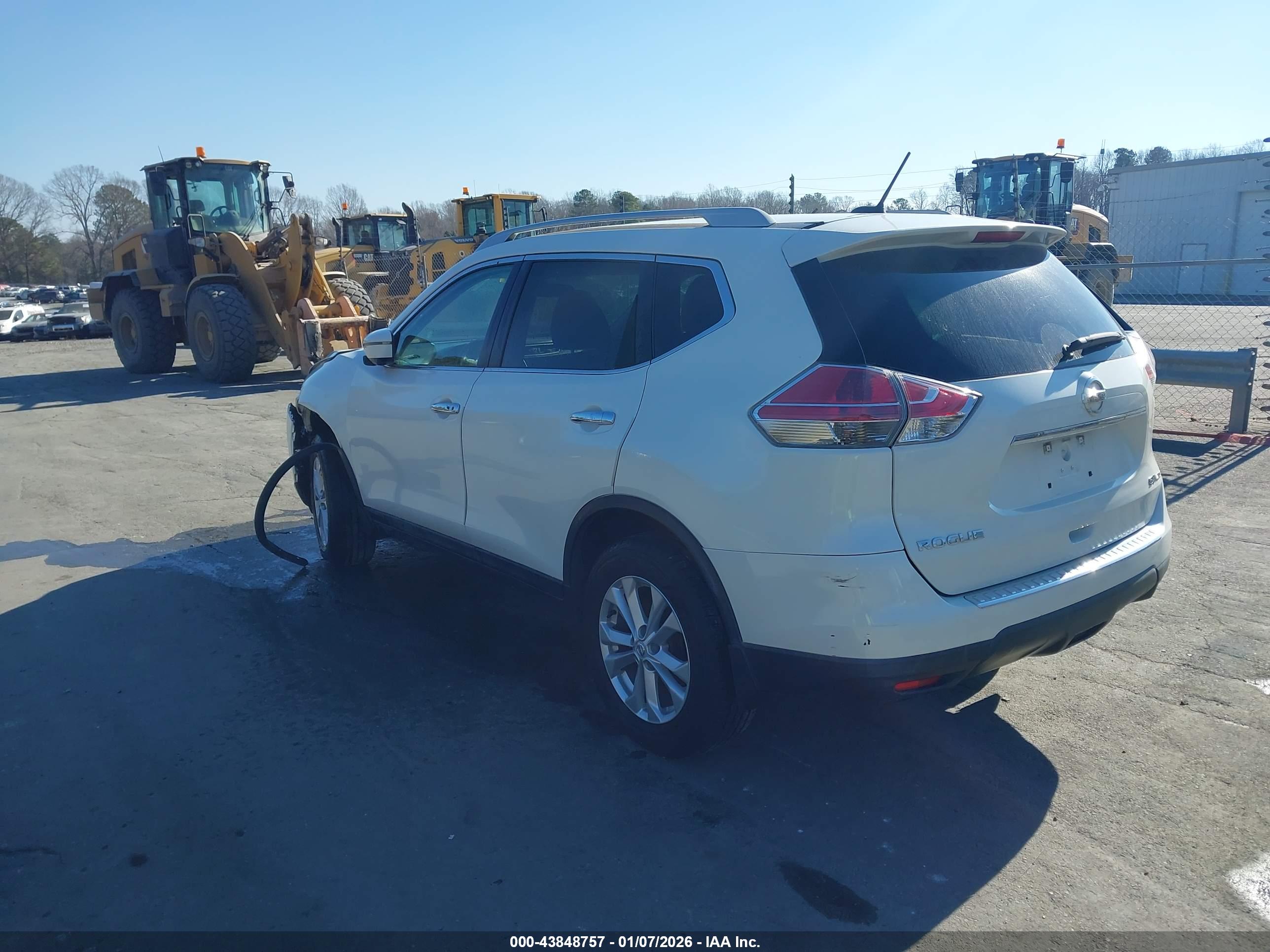 NISSAN ROGUE image 3