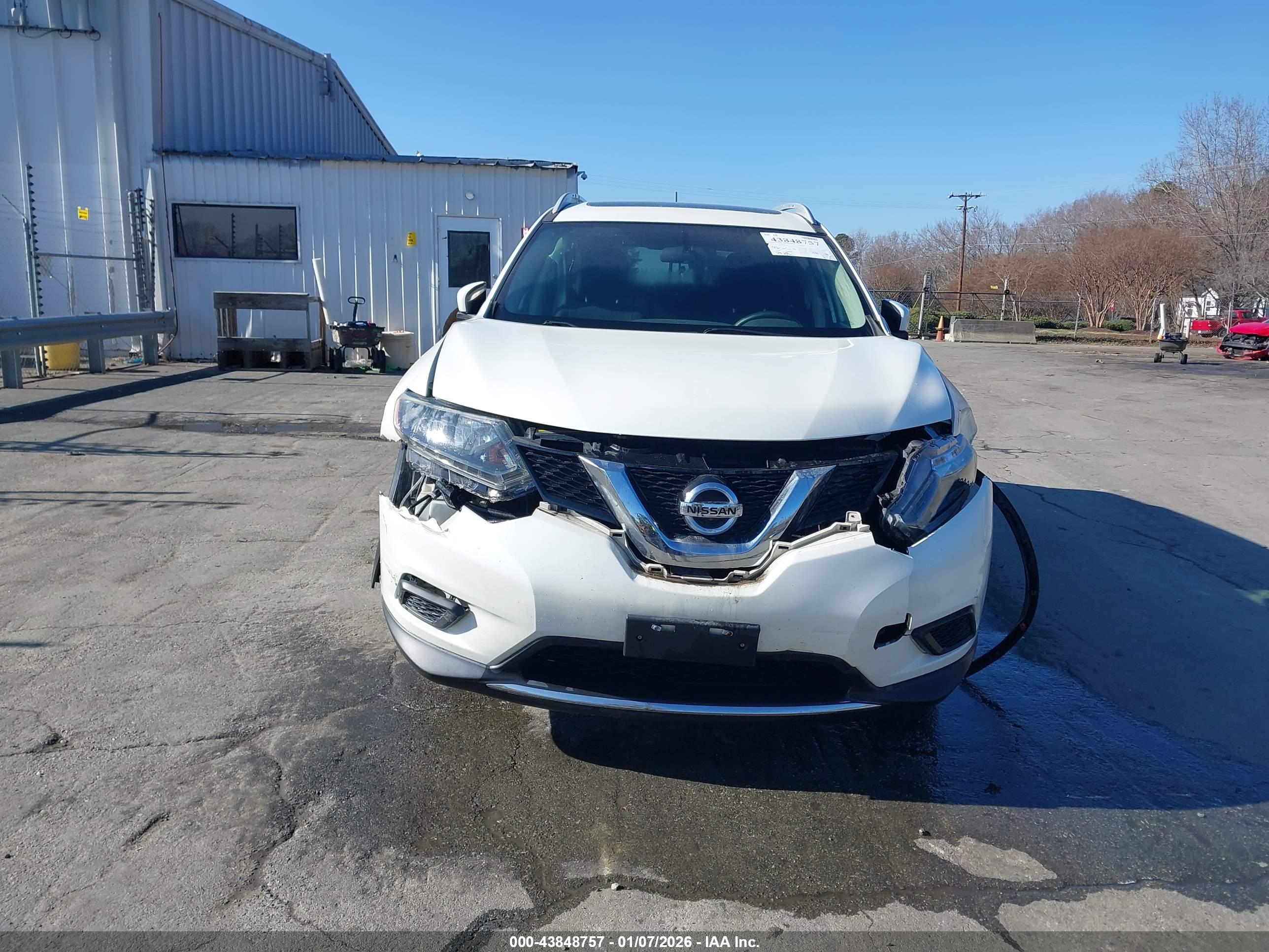 NISSAN ROGUE image 6
