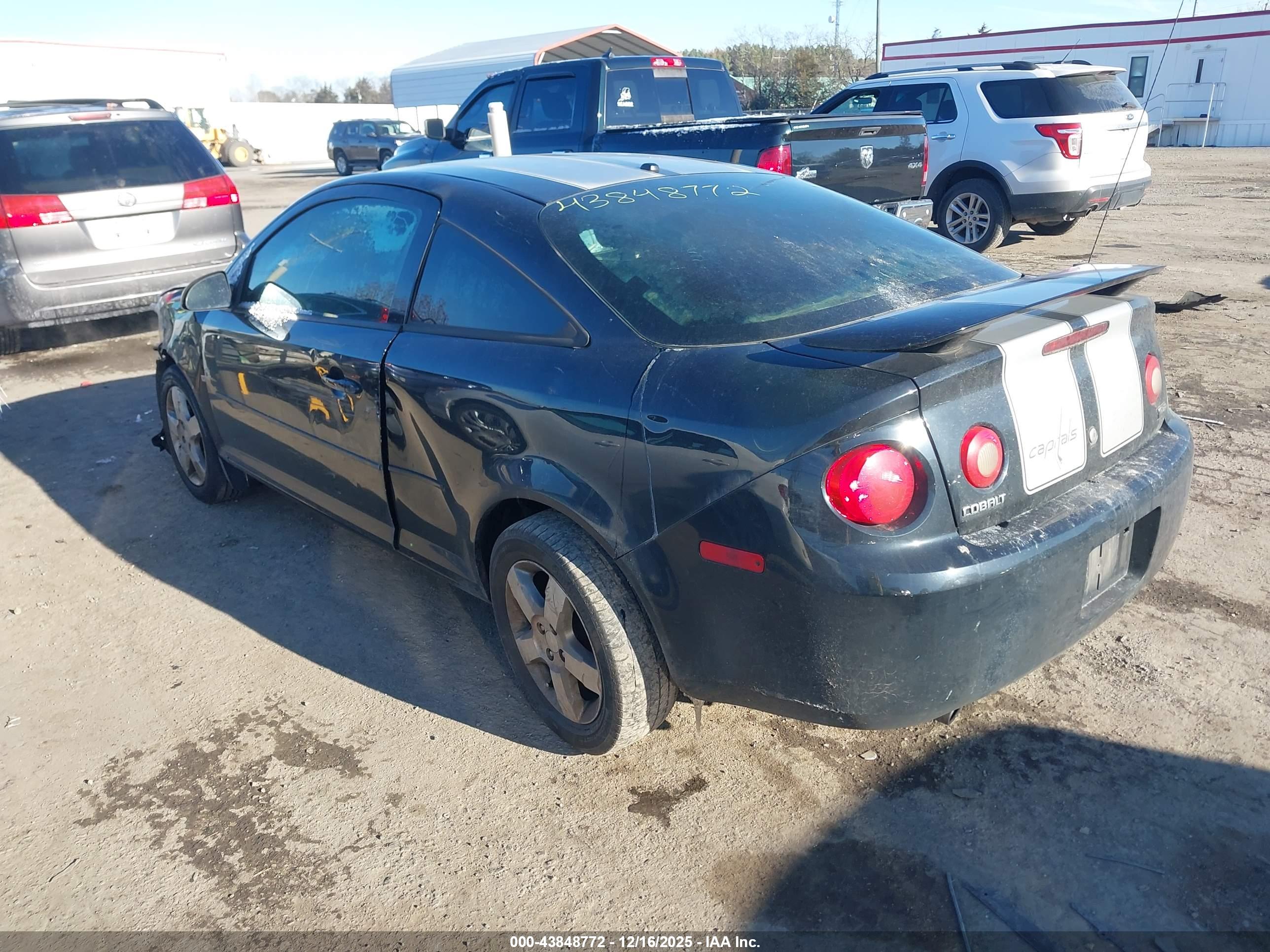 CHEVROLET COBALT image 3