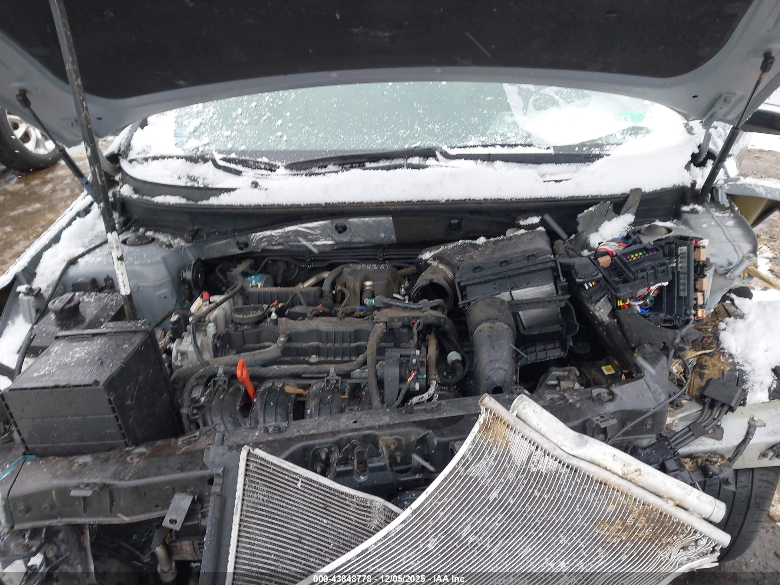 HYUNDAI SONATA image 10