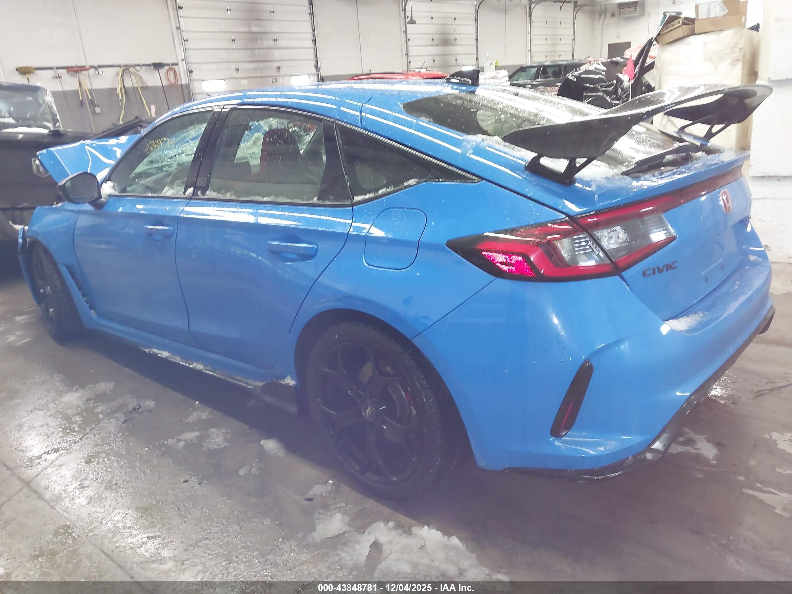 HONDA CIVIC image 3