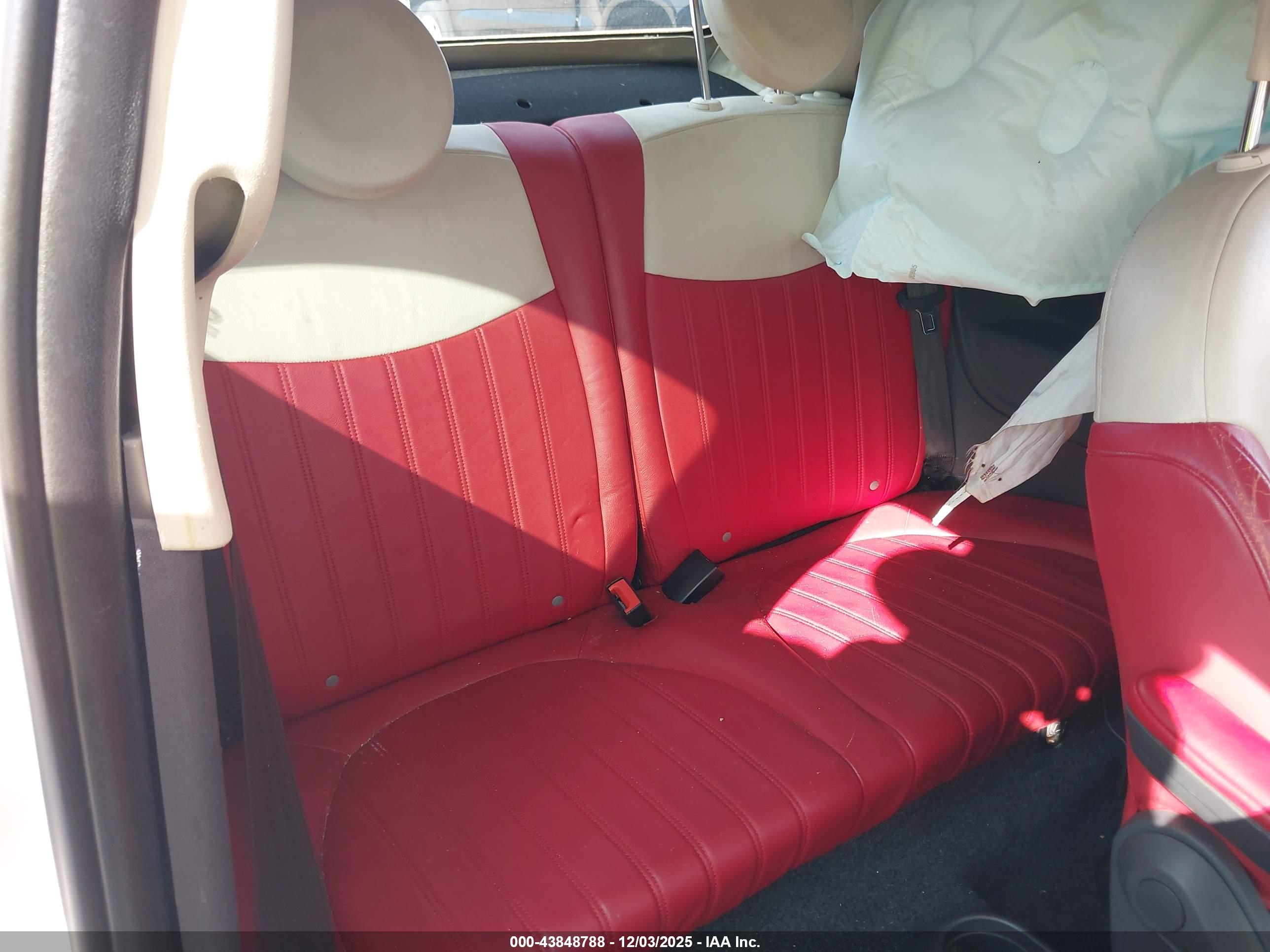 FIAT 500C image 8