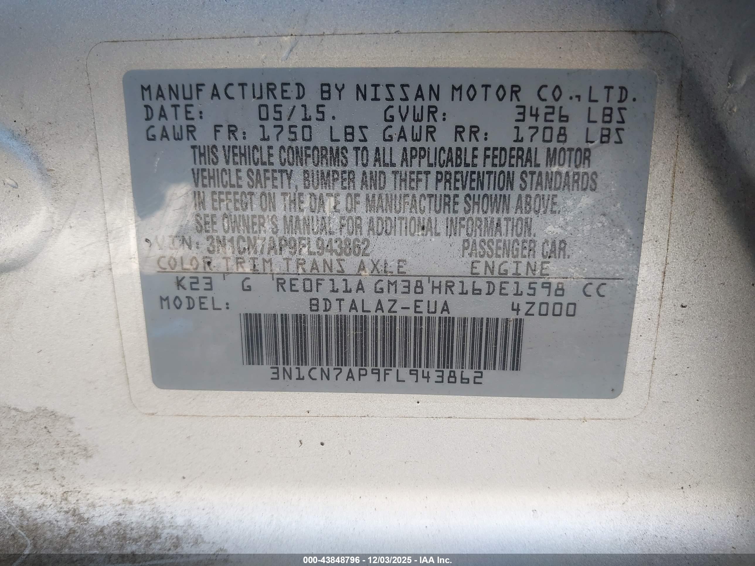 NISSAN VERSA image 9