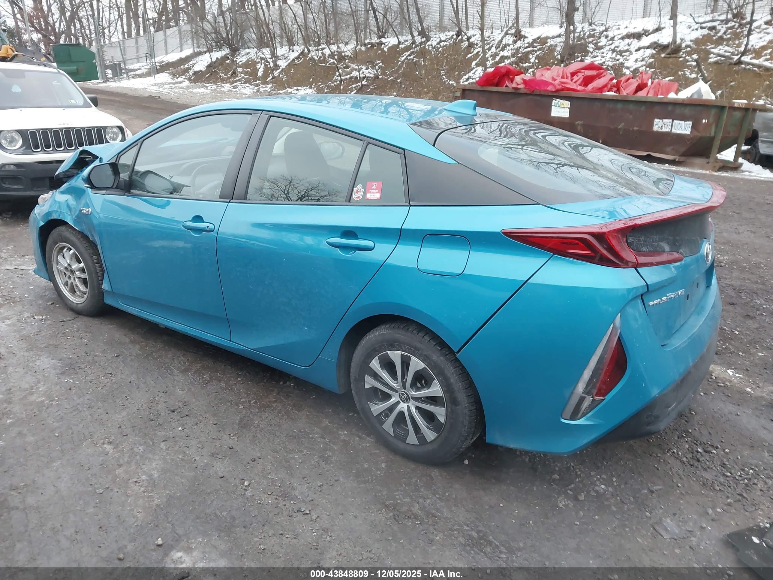 TOYOTA PRIUS image 3