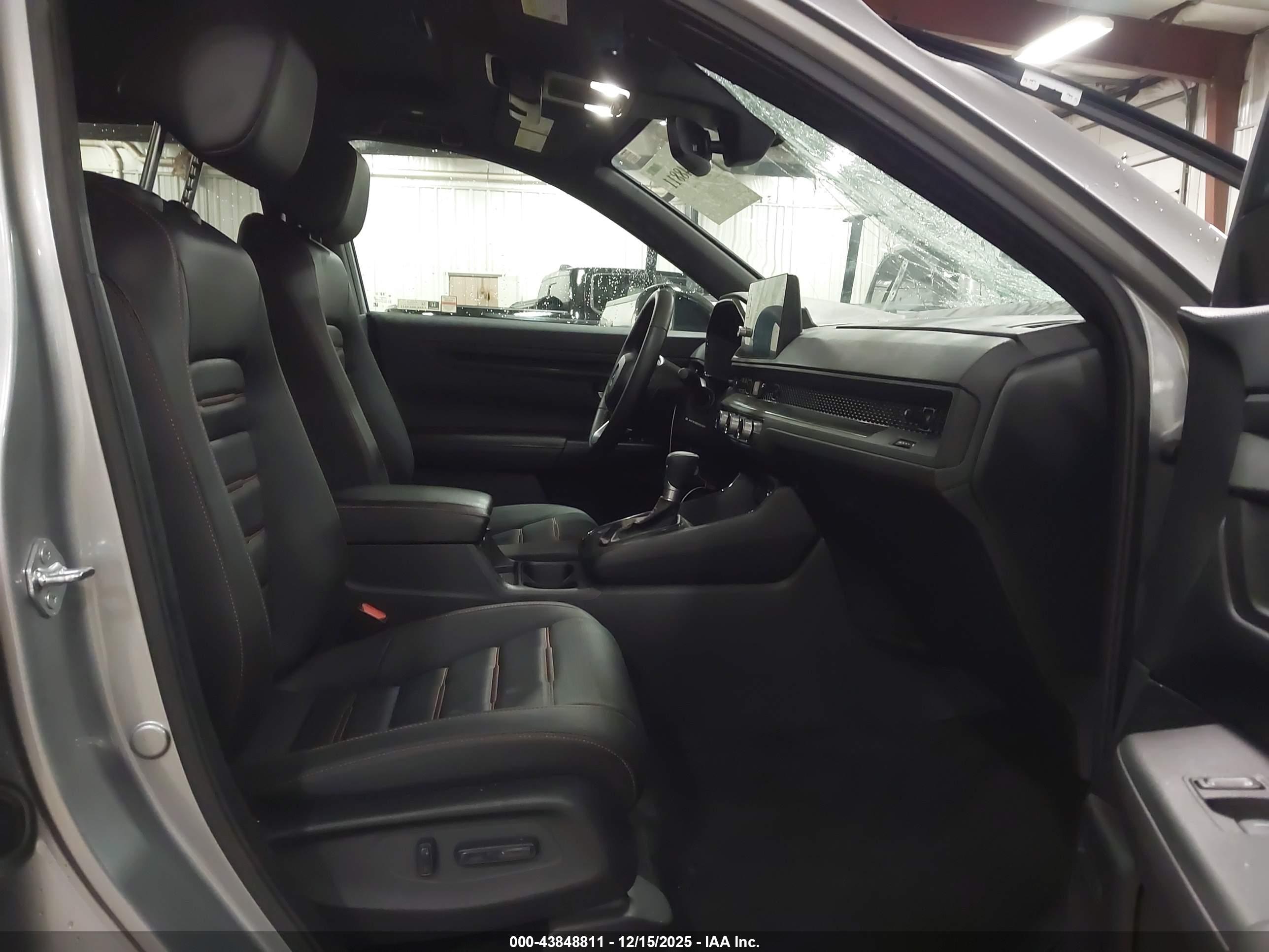 HONDA CR-V image 5