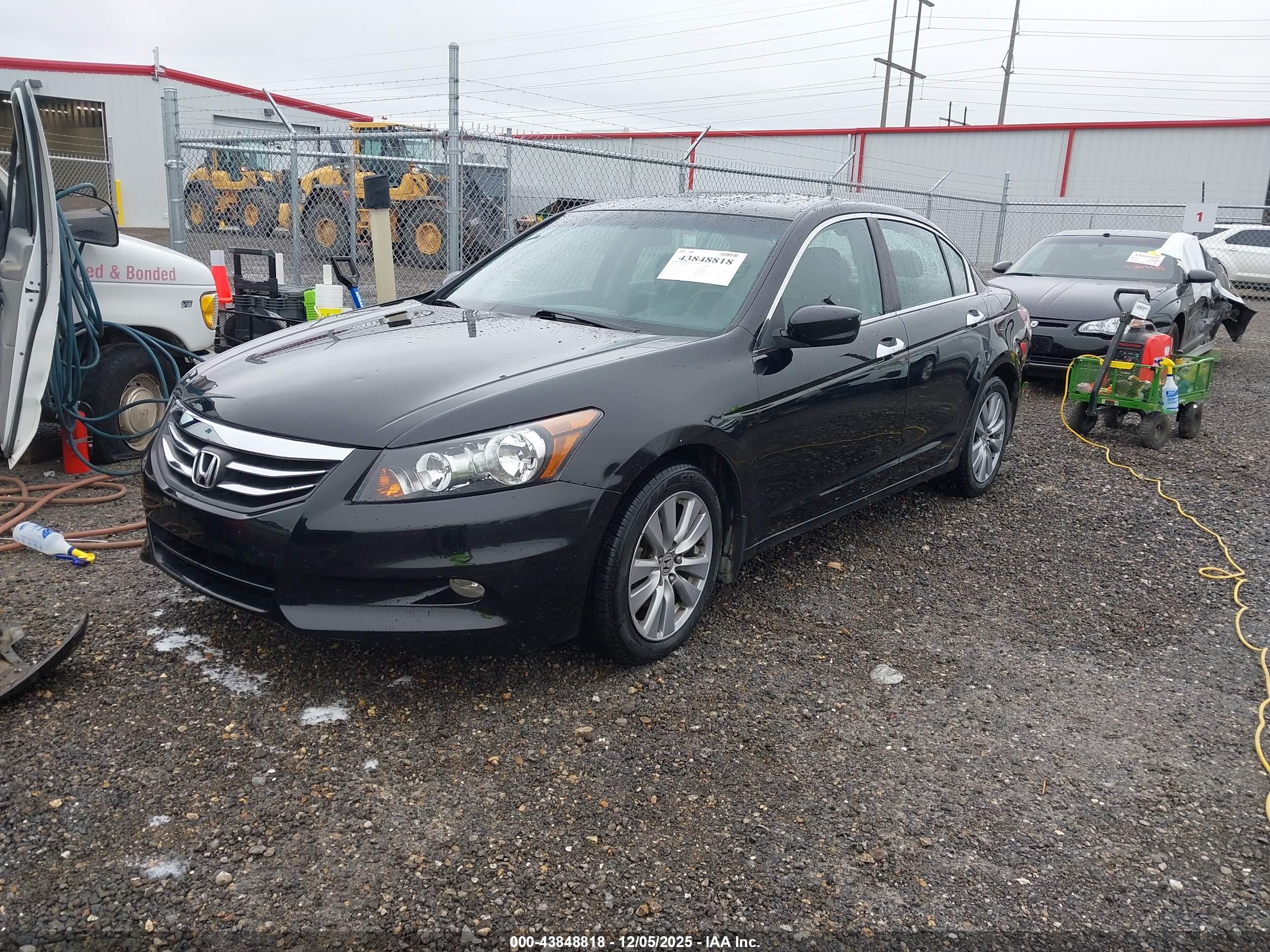 HONDA ACCORD image 2