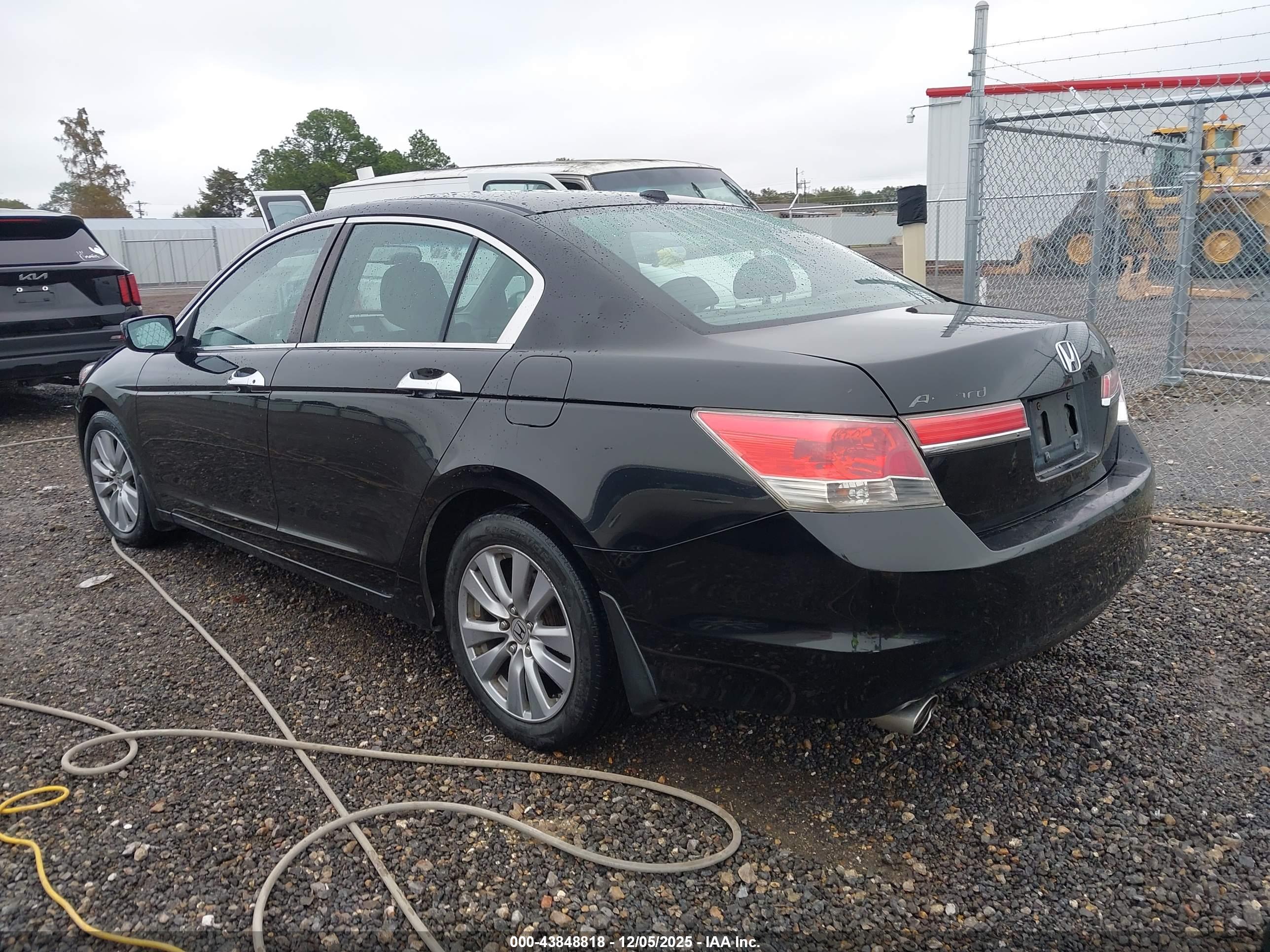 HONDA ACCORD image 3
