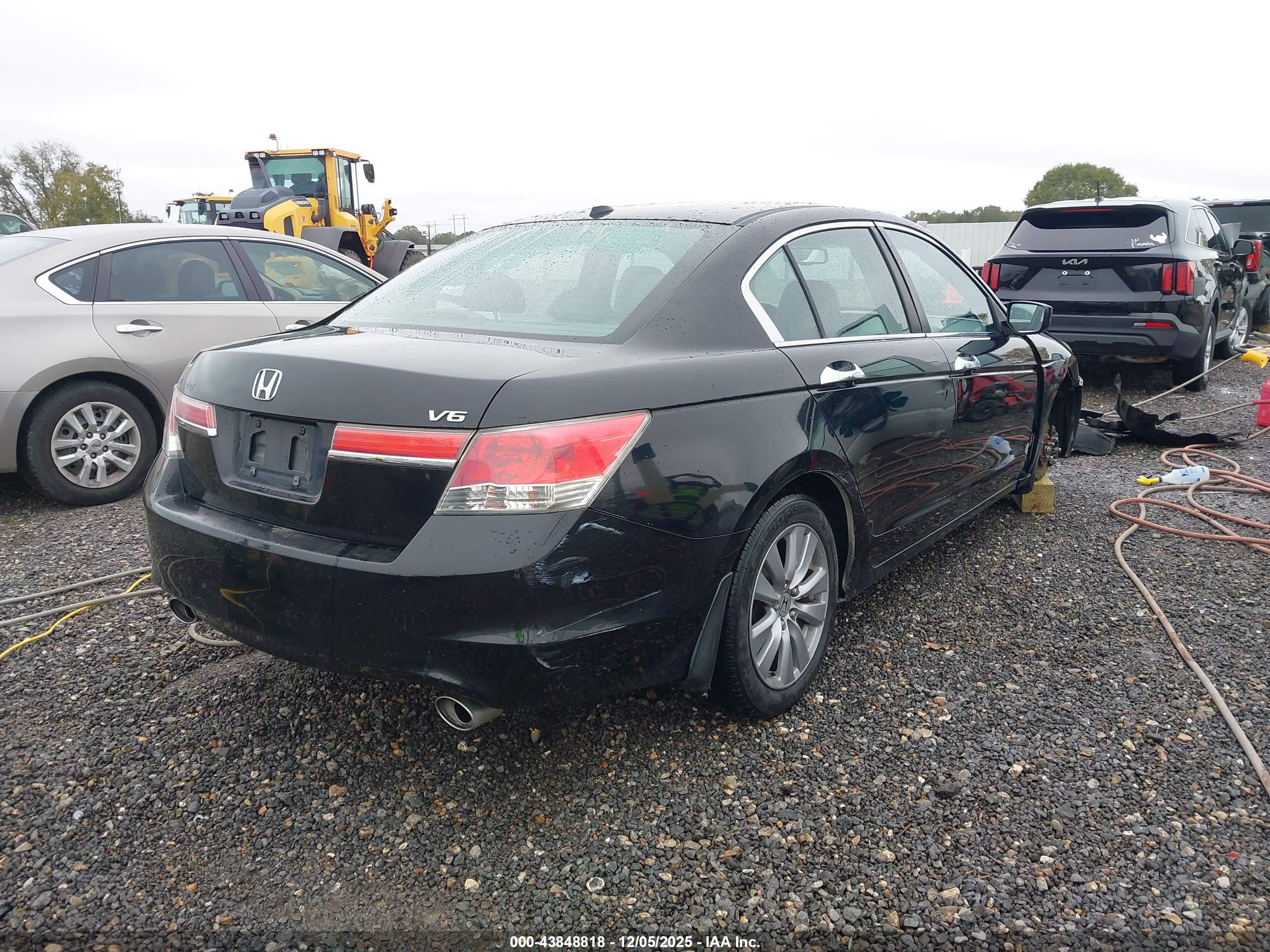 HONDA ACCORD image 4