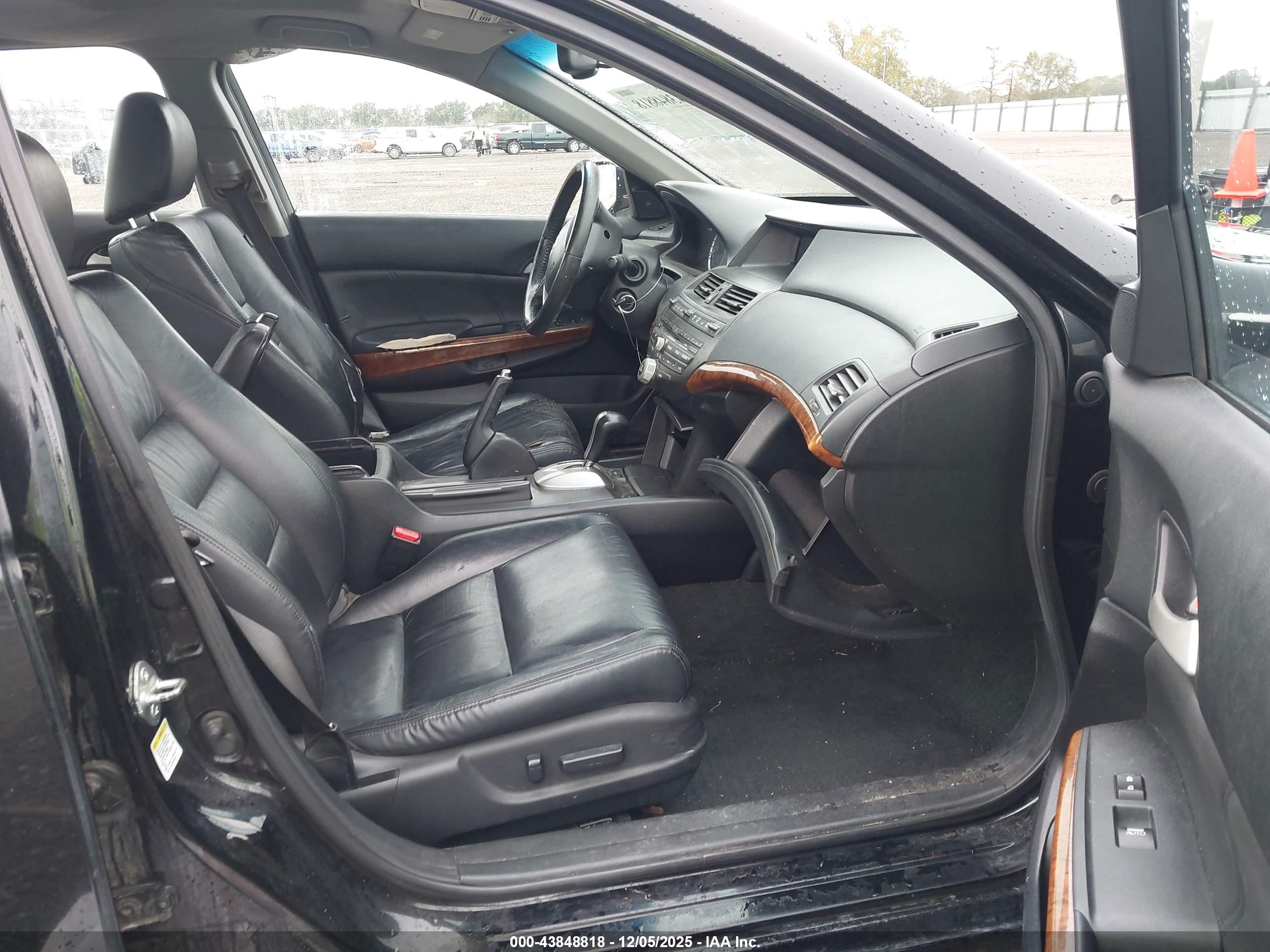 HONDA ACCORD image 5