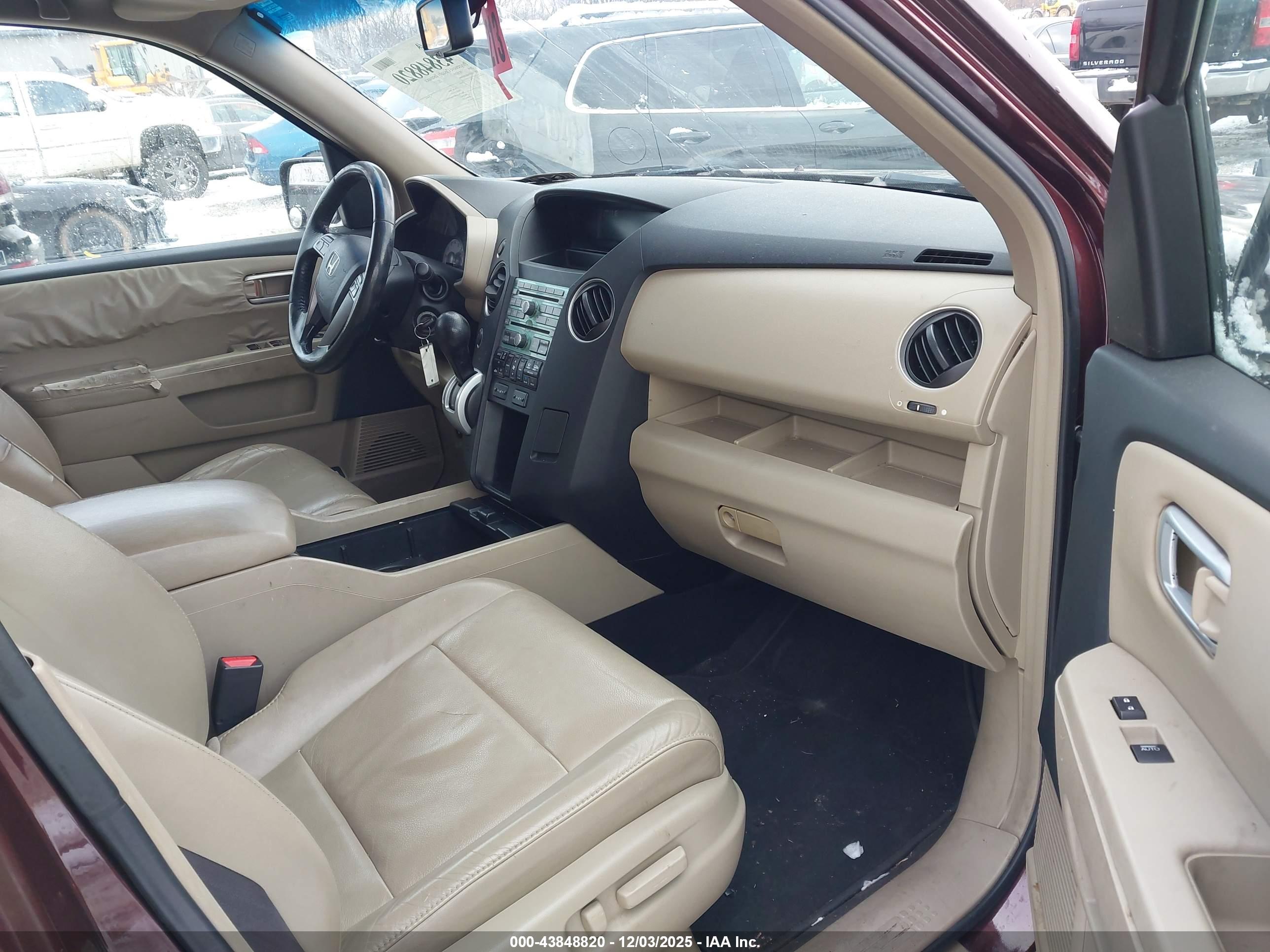 HONDA PILOT image 5