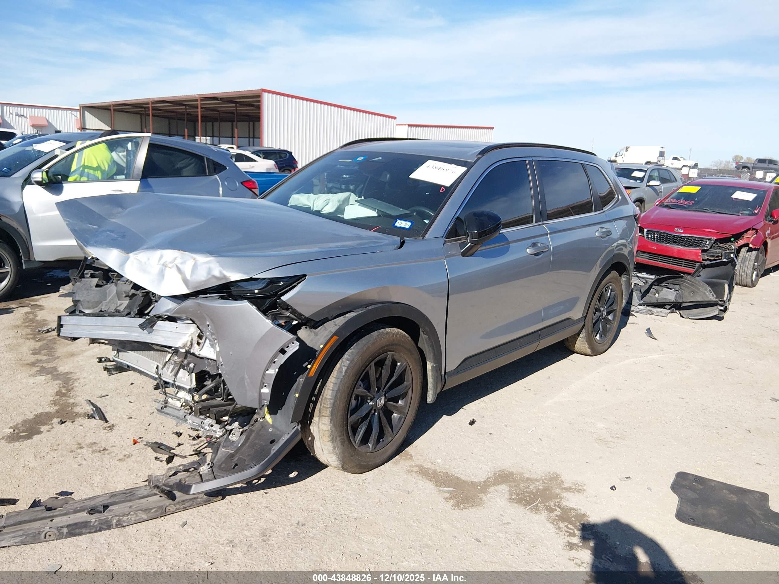 HONDA CR-V image 2