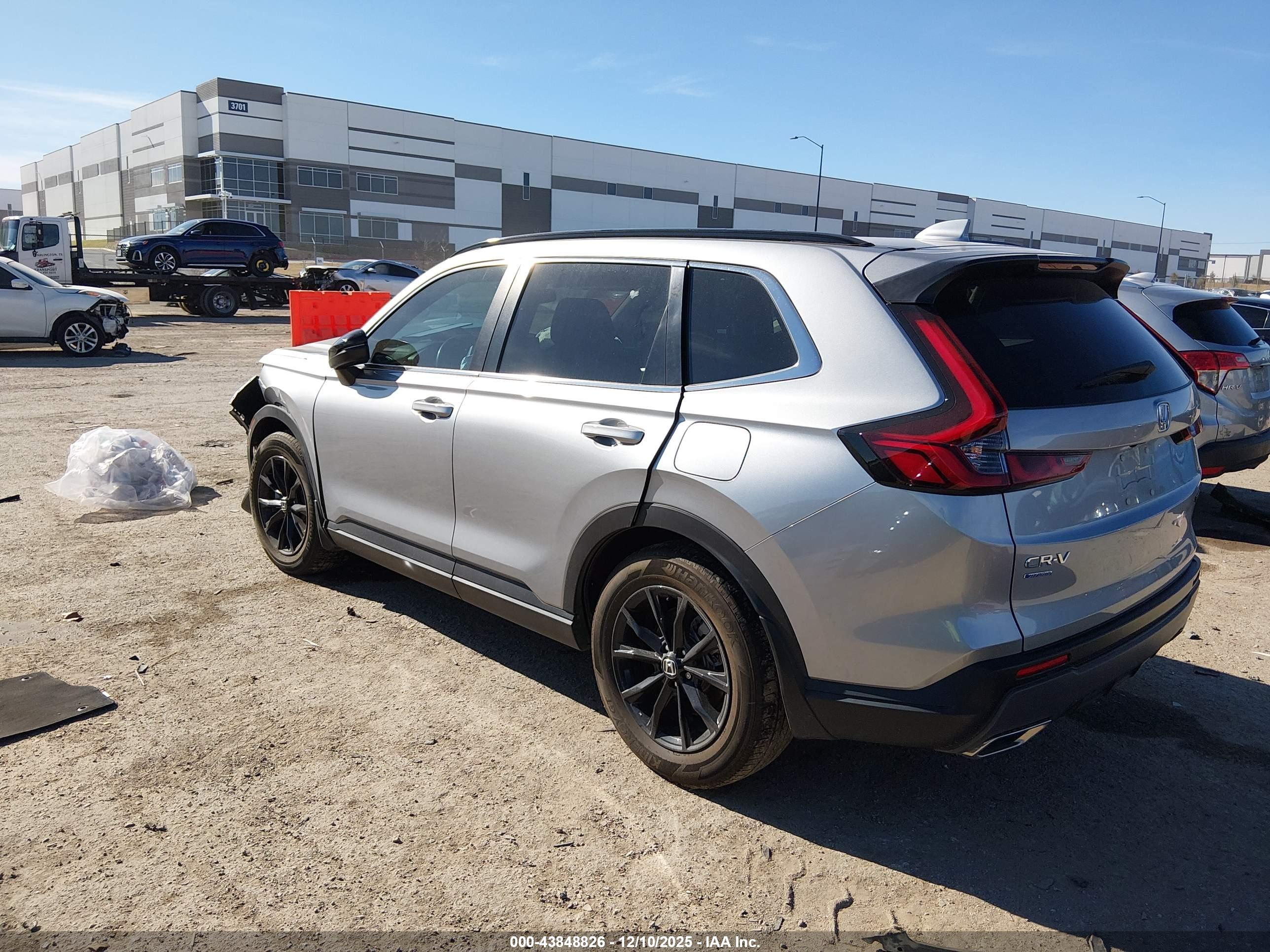 HONDA CR-V image 3