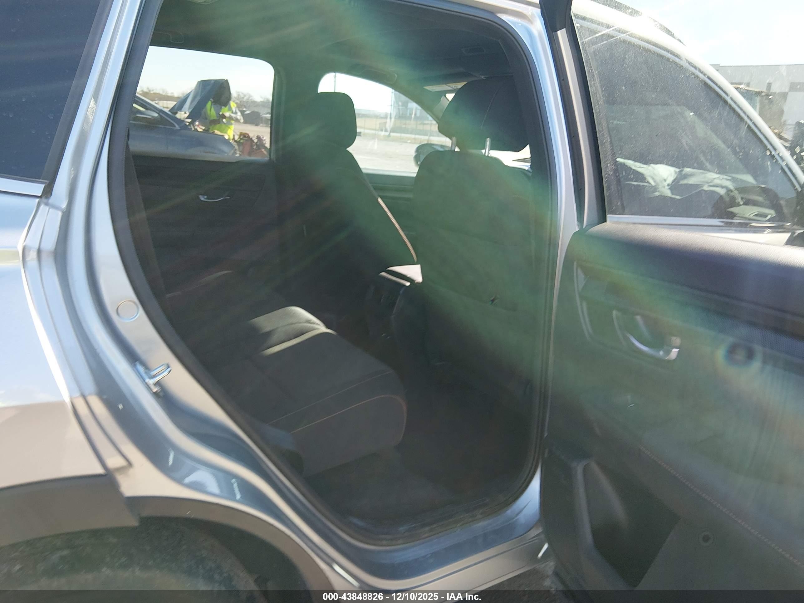 HONDA CR-V image 8