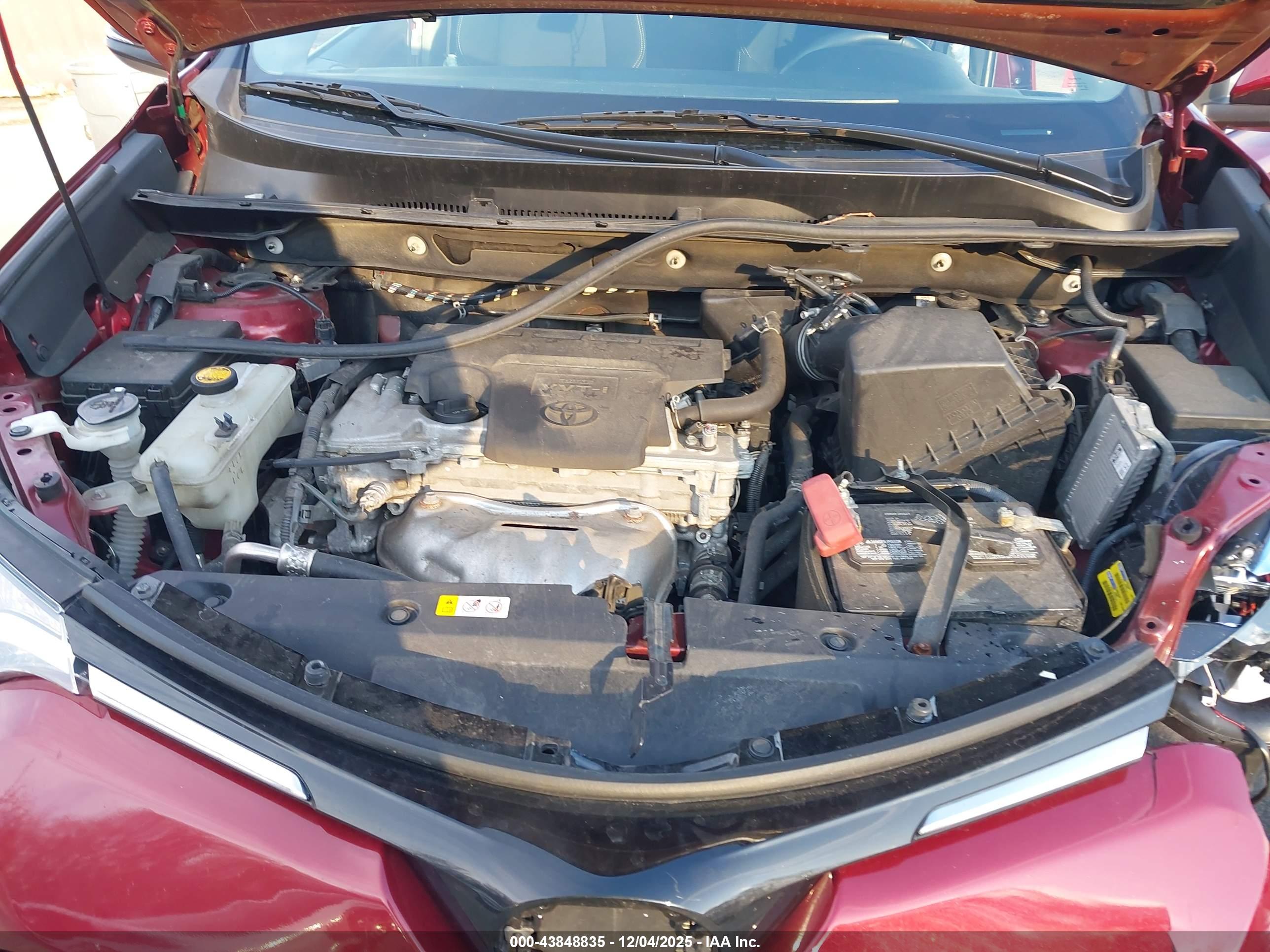 TOYOTA RAV4 image 10