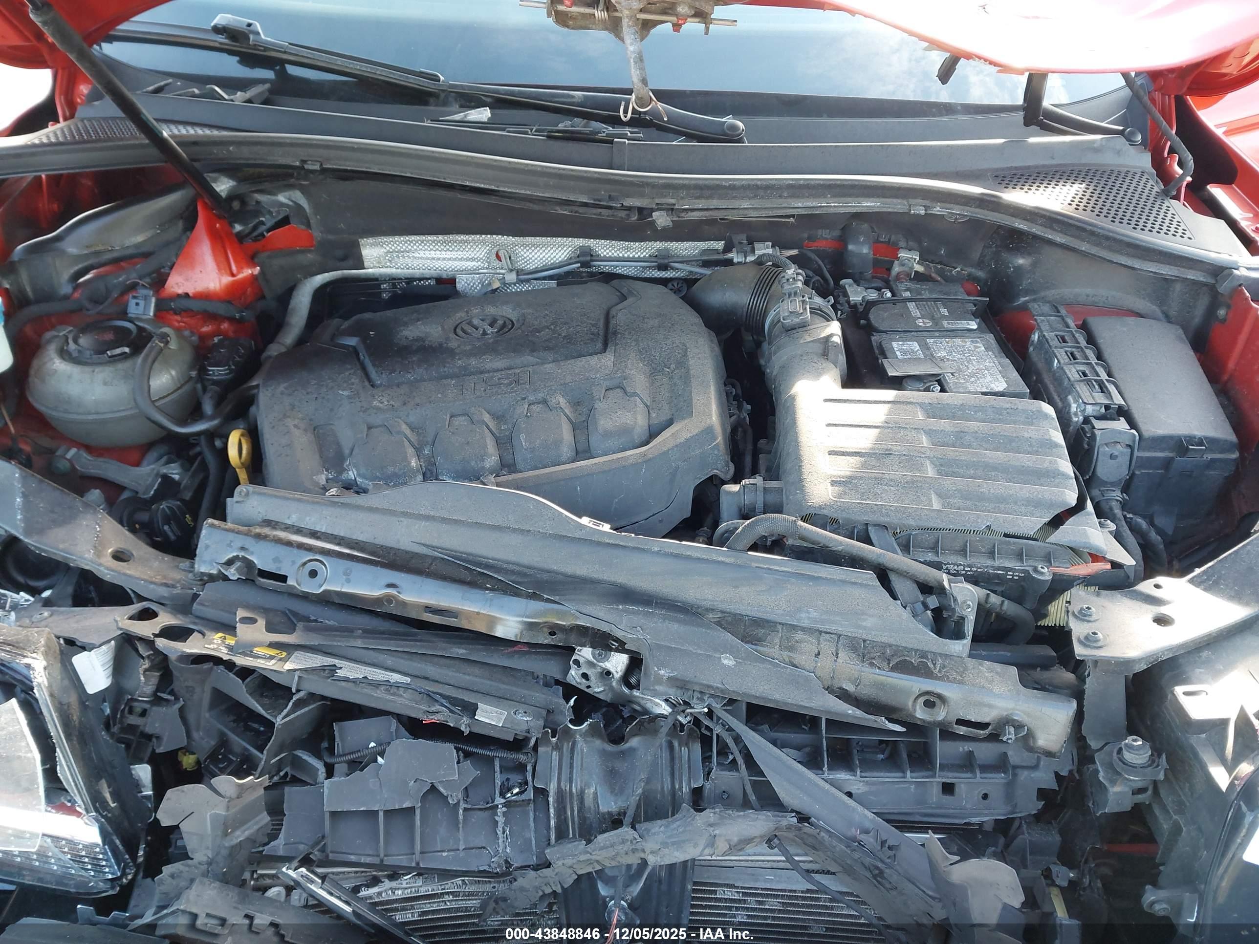 VOLKSWAGEN TIGUAN image 10