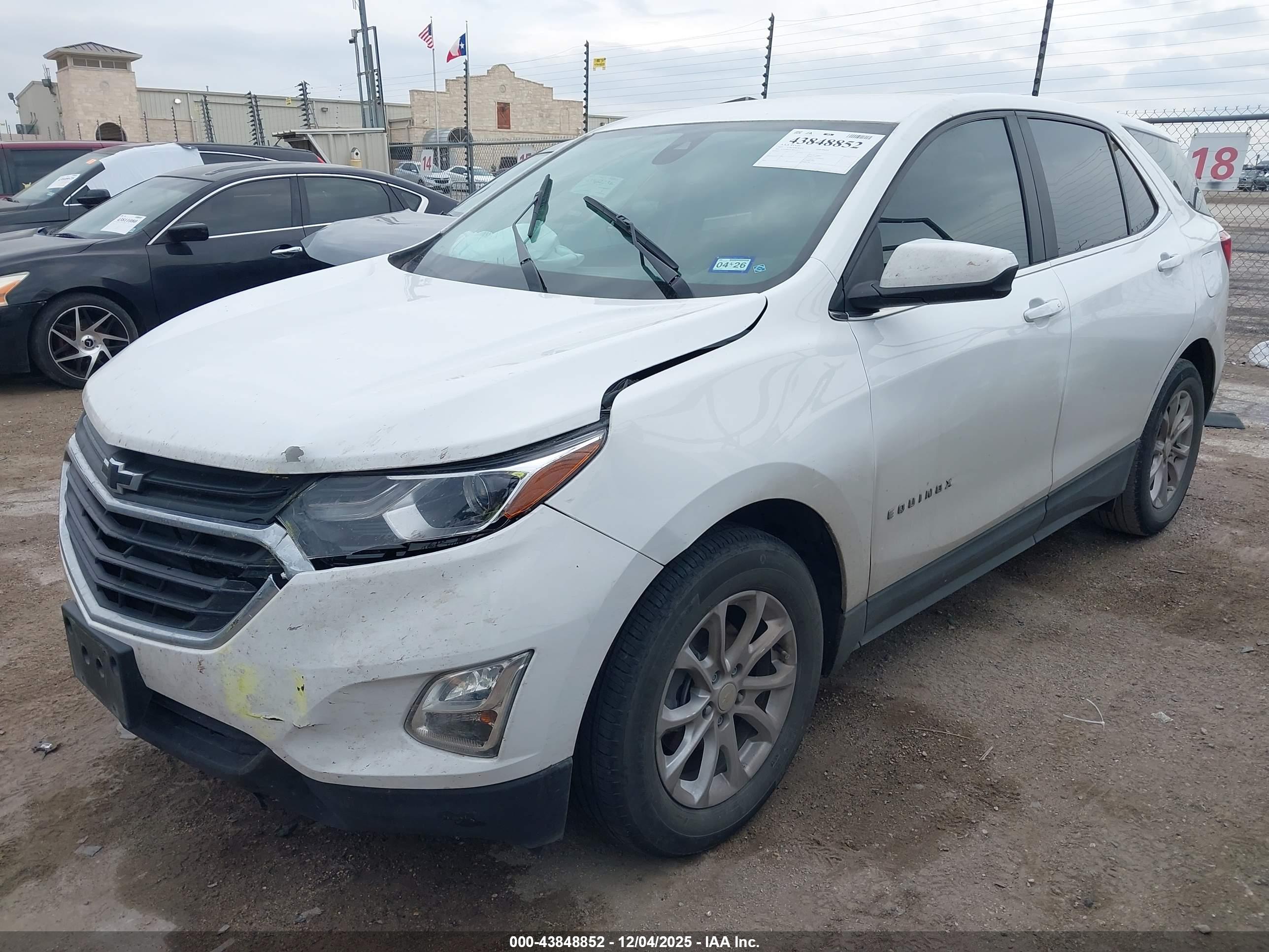 CHEVROLET EQUINOX image 2