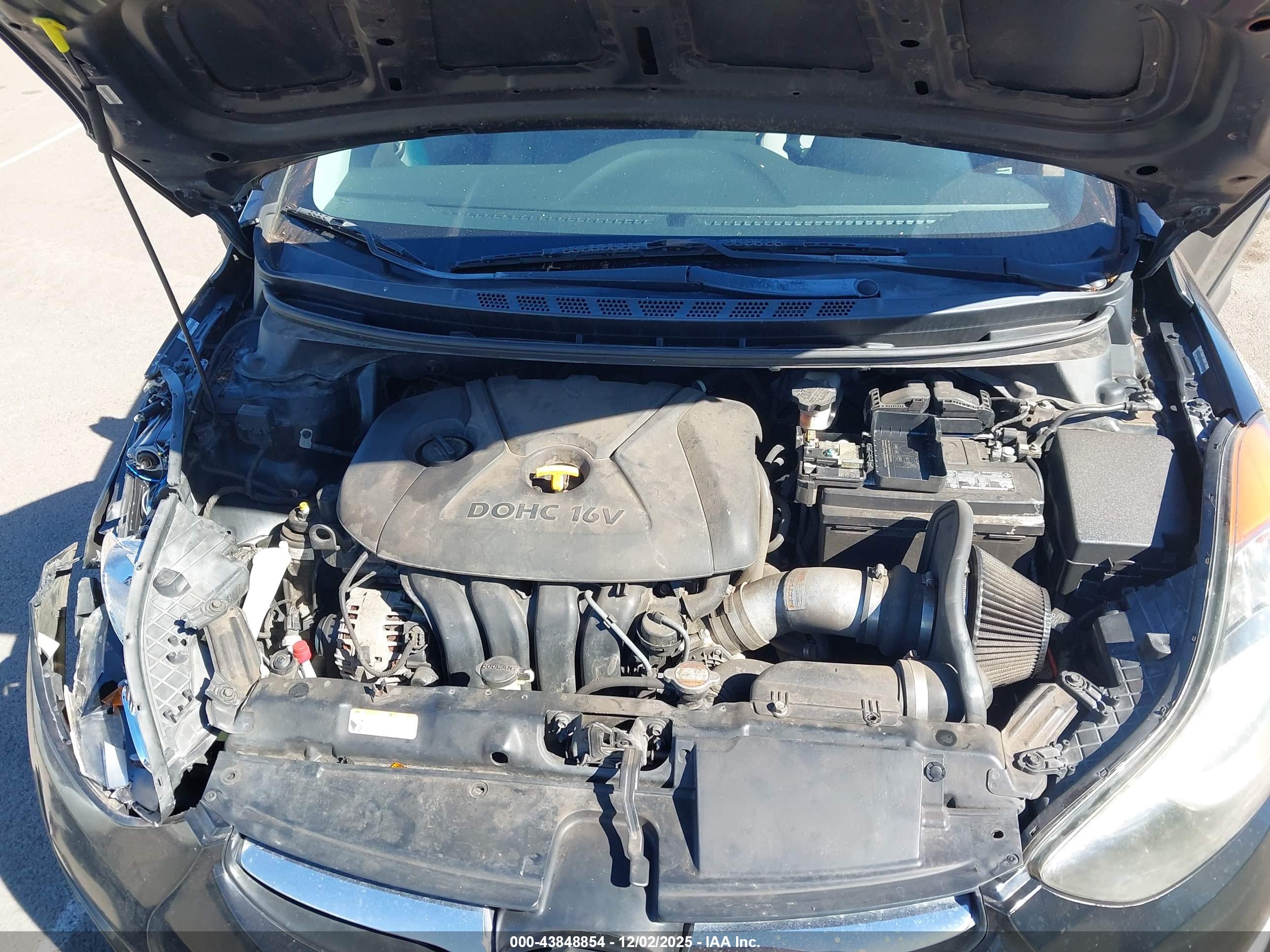 HYUNDAI ELANTRA image 10
