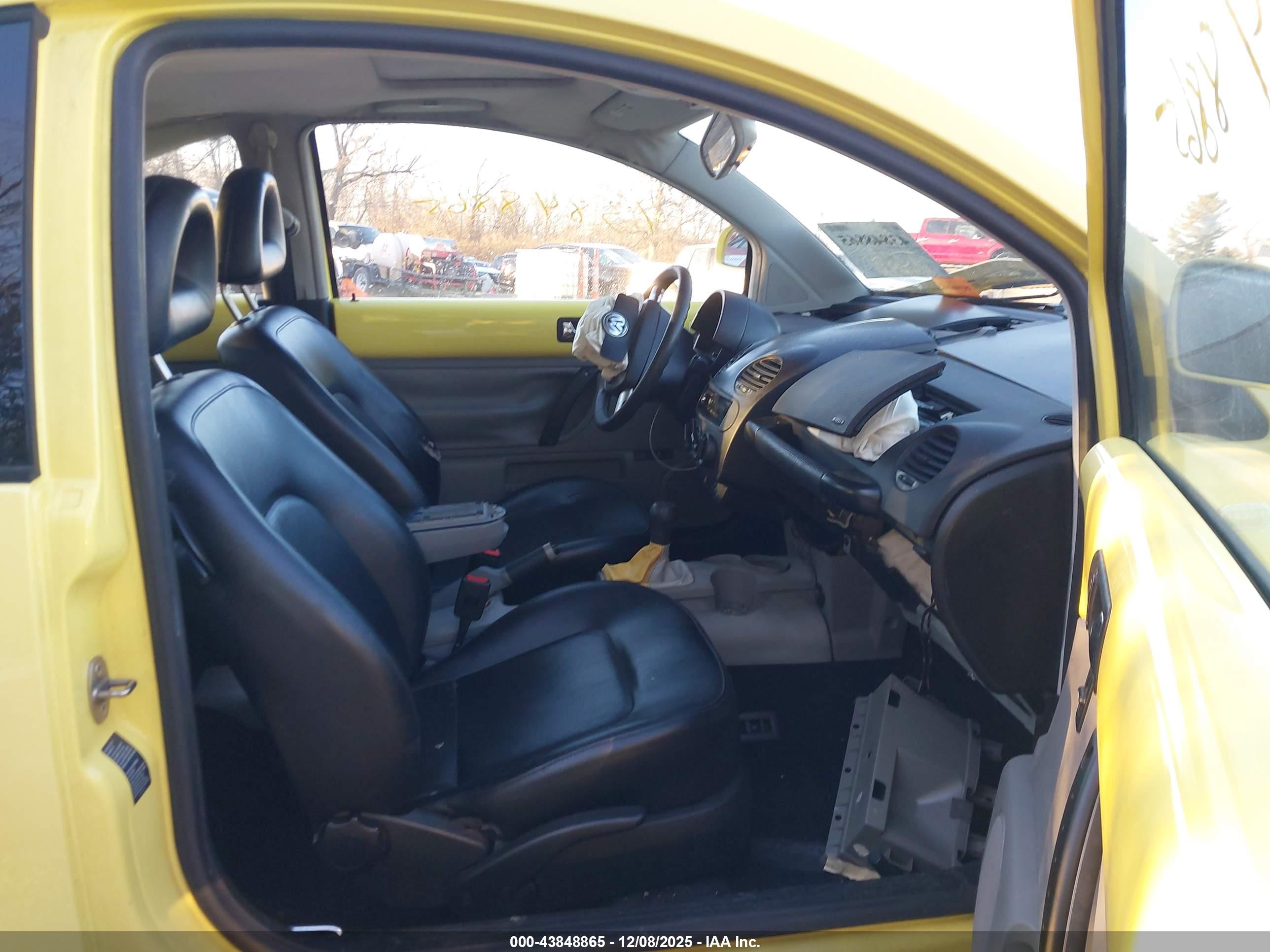 VOLKSWAGEN NEW image 5