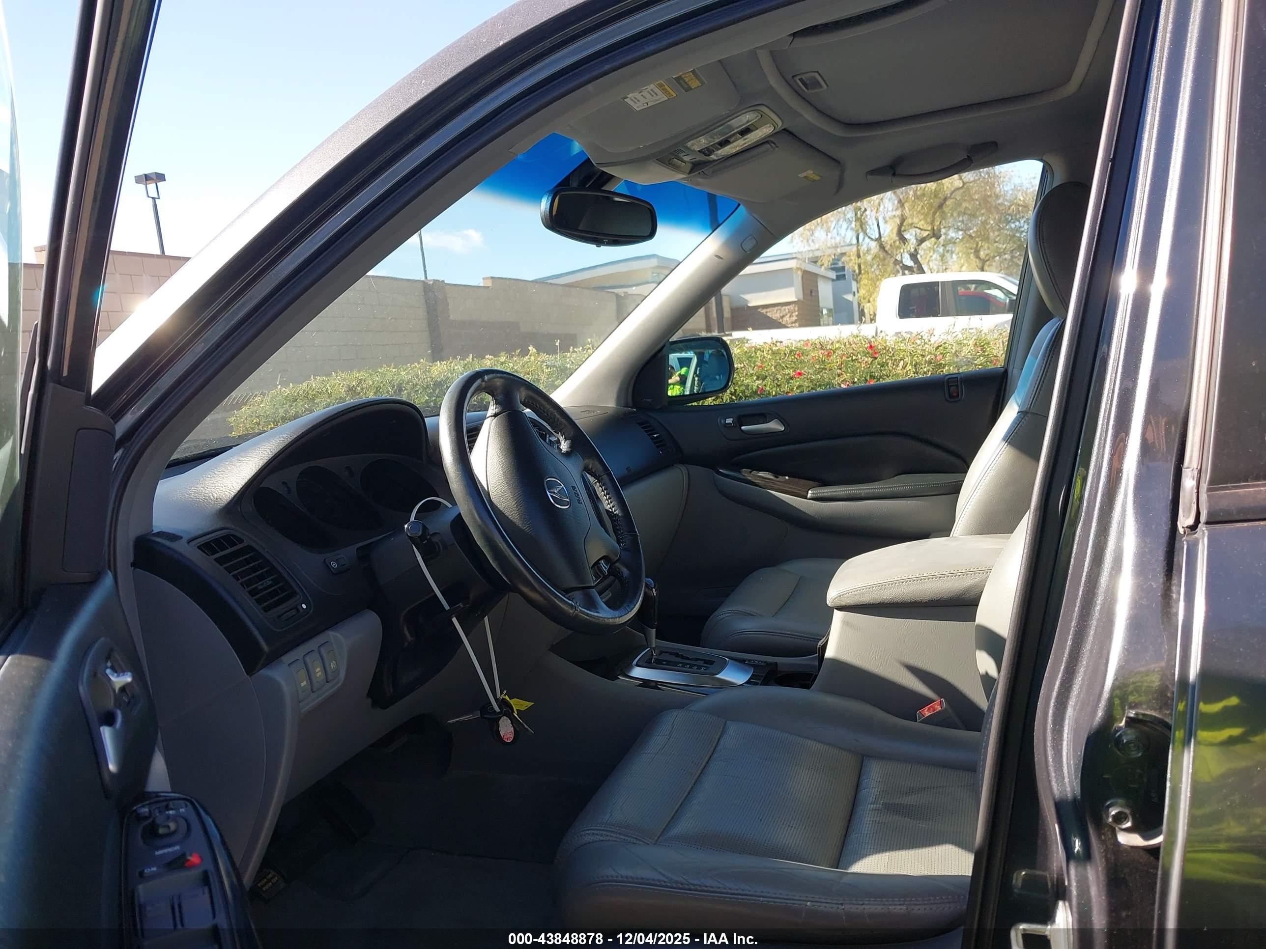 ACURA MDX image 5