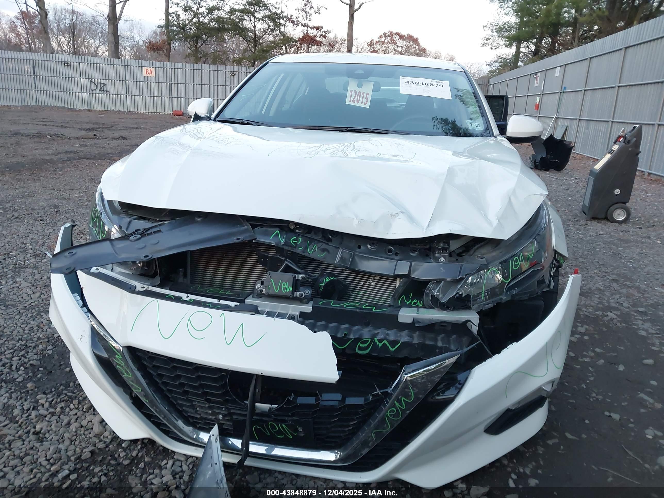 NISSAN ALTIMA image 6