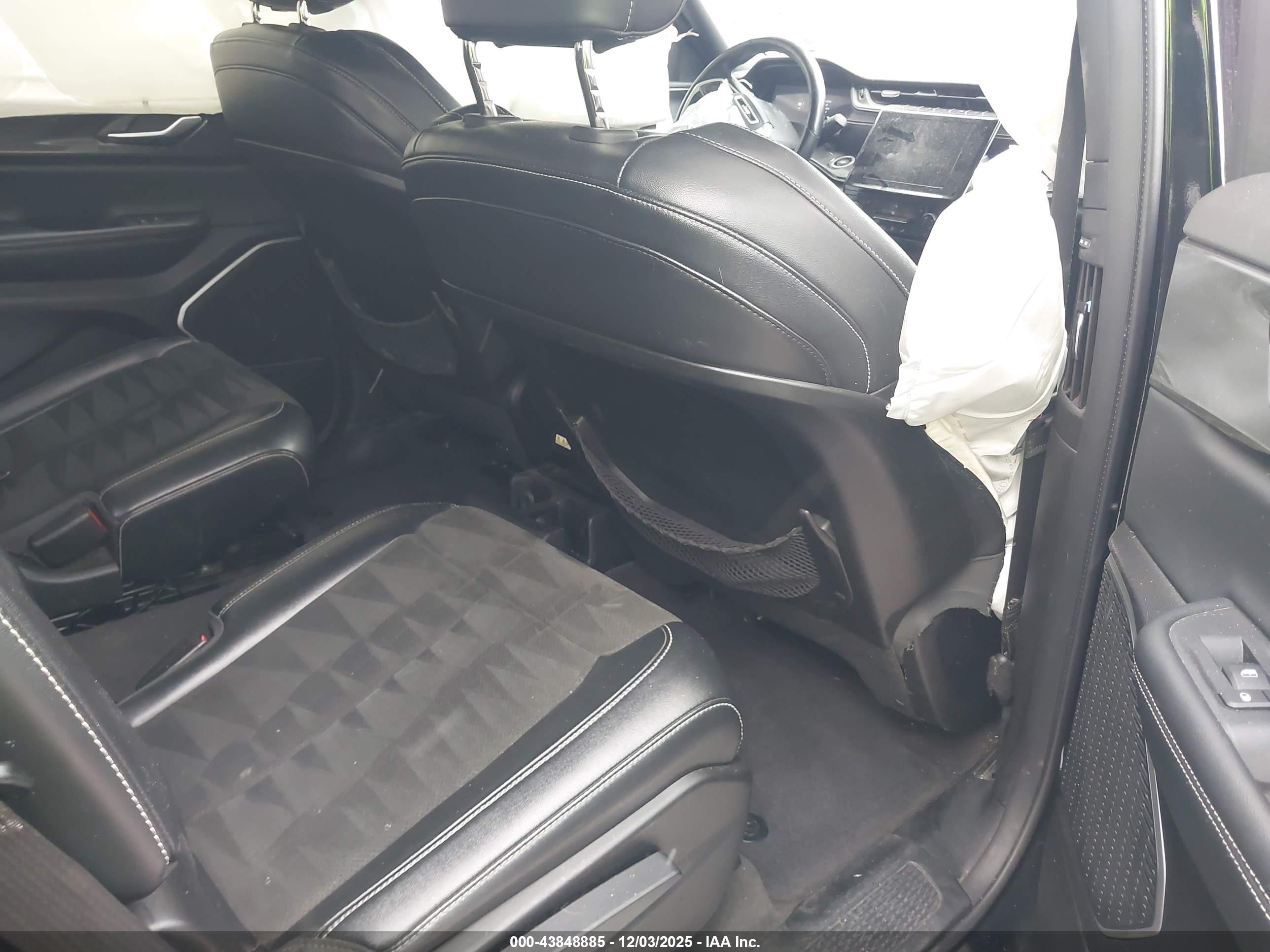 JEEP GRAND image 8