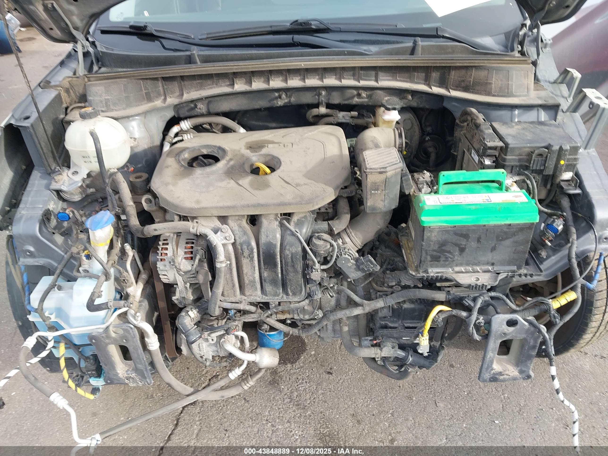 HYUNDAI TUCSON image 10