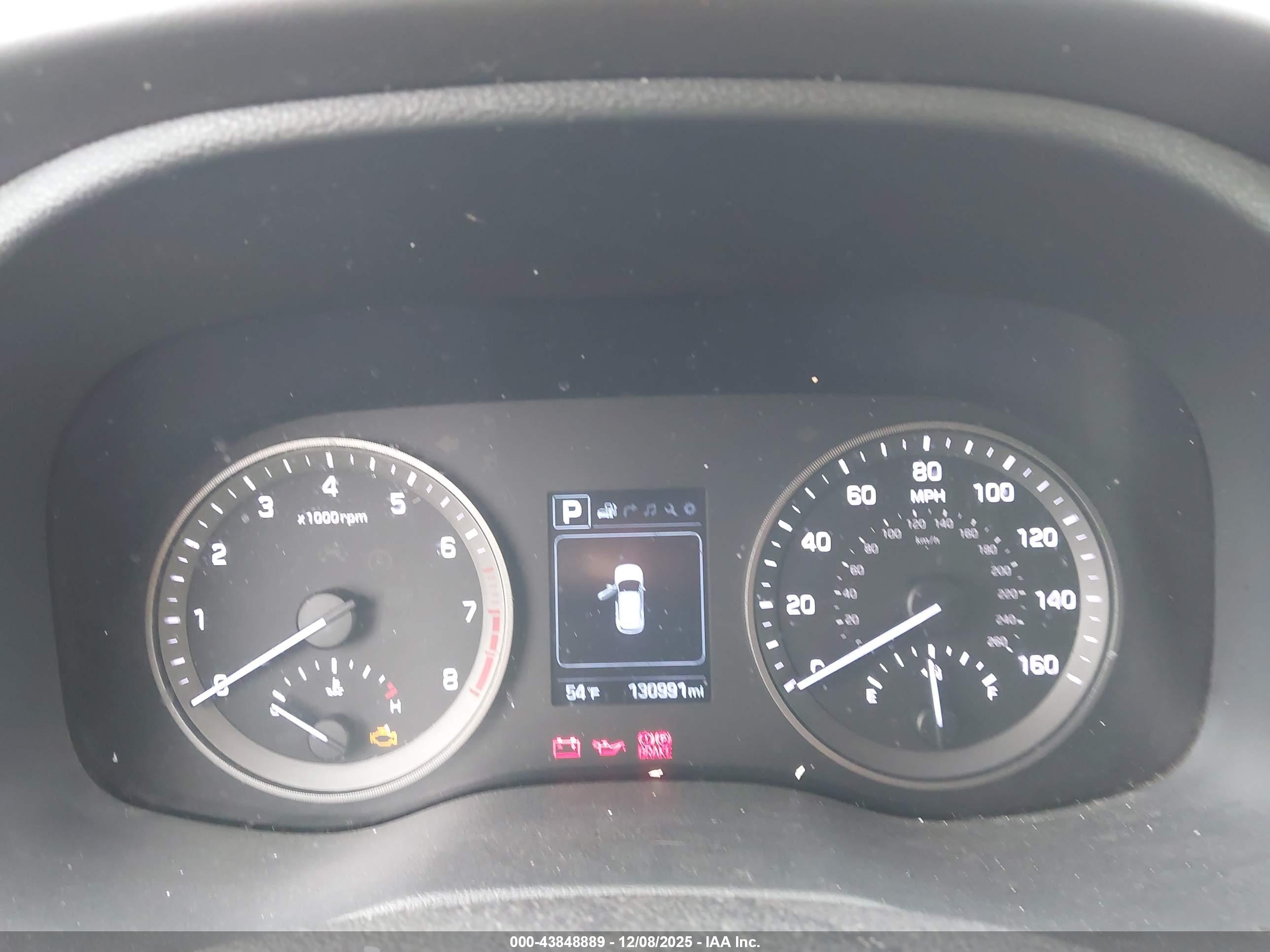 HYUNDAI TUCSON image 7