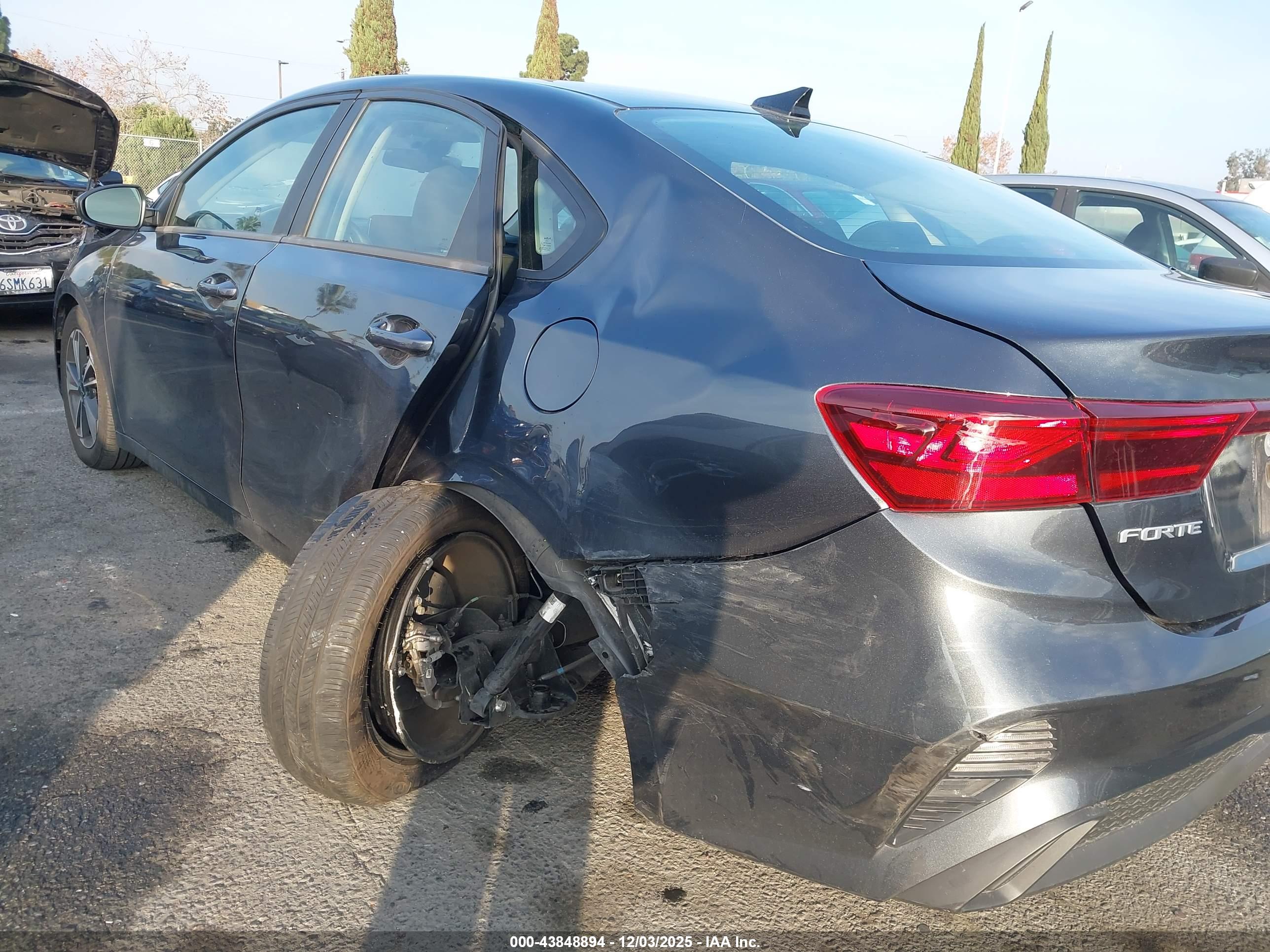 KIA FORTE image 6