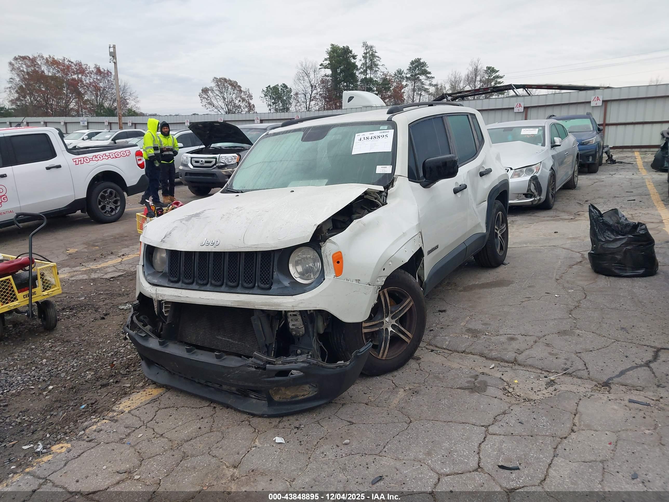 JEEP RENEGADE image 2