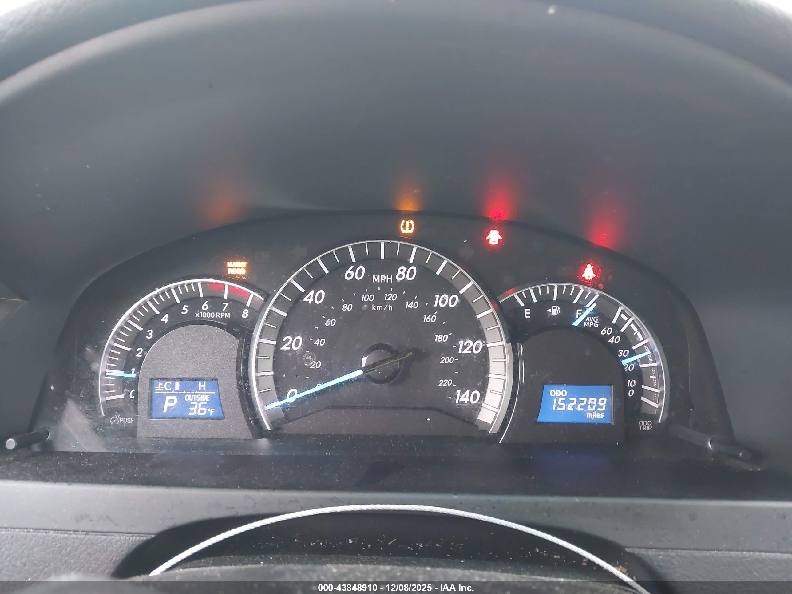TOYOTA CAMRY image 7