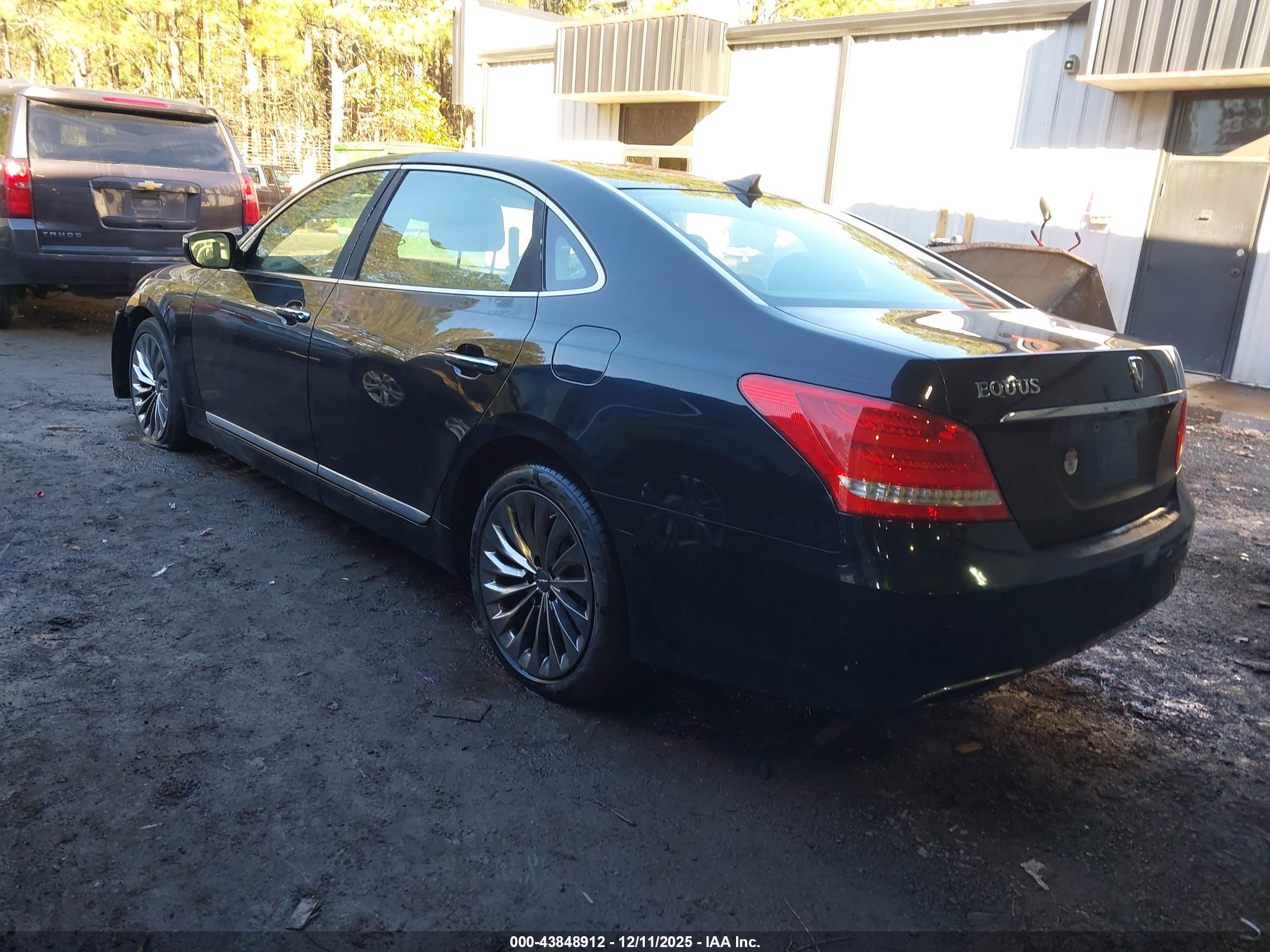 HYUNDAI EQUUS image 3