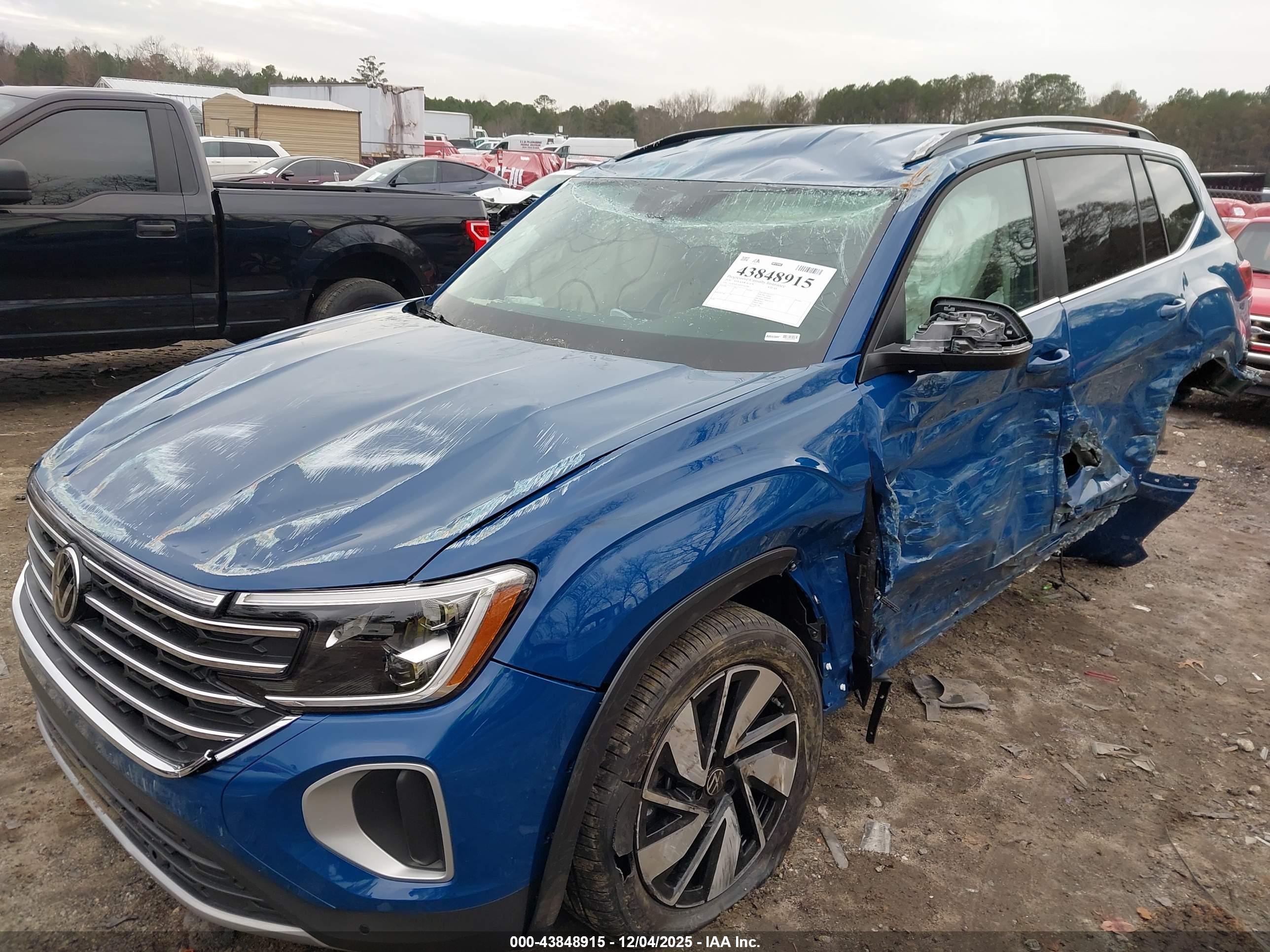 VOLKSWAGEN ATLAS image 6