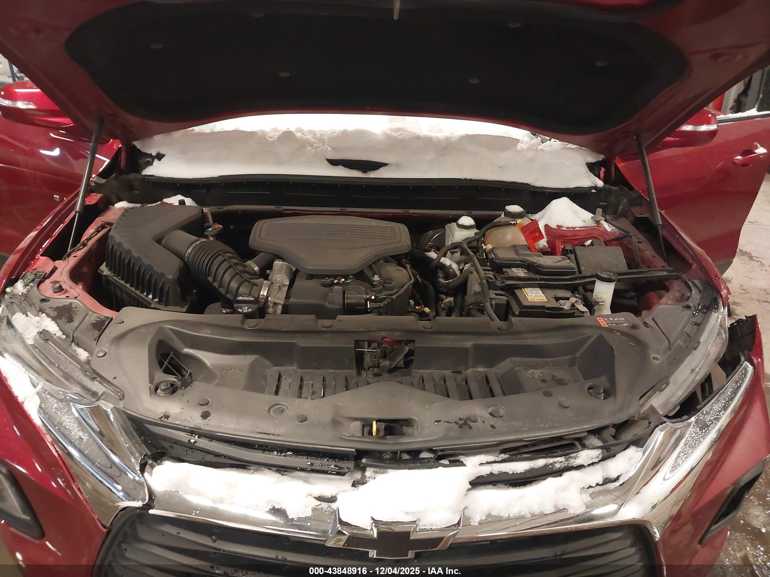 CHEVROLET BLAZER image 10