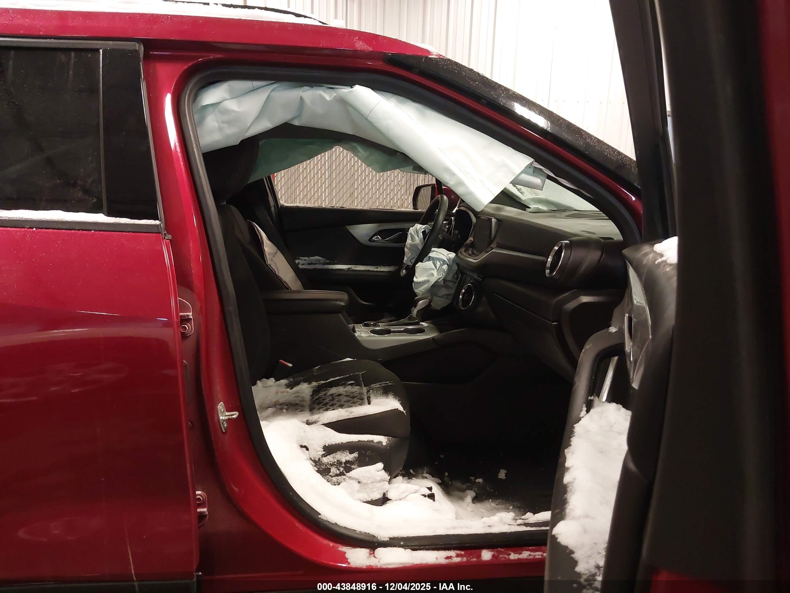 CHEVROLET BLAZER image 5