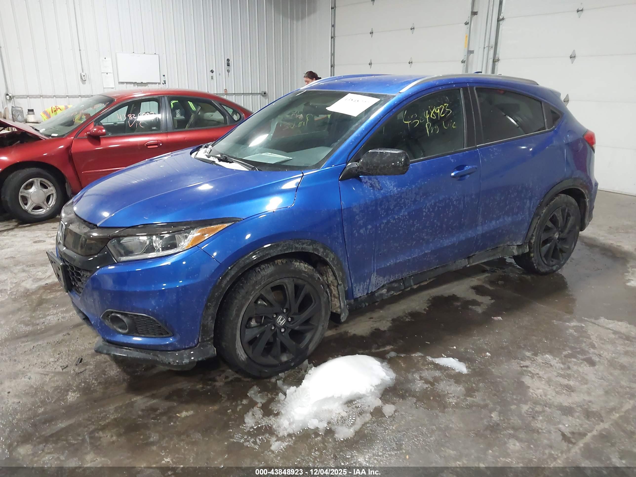 HONDA HR-V image 2