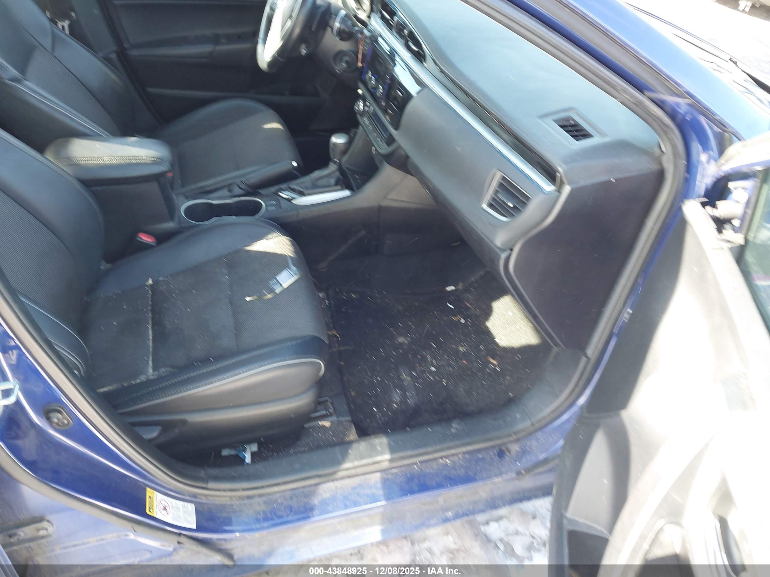 TOYOTA COROLLA image 5