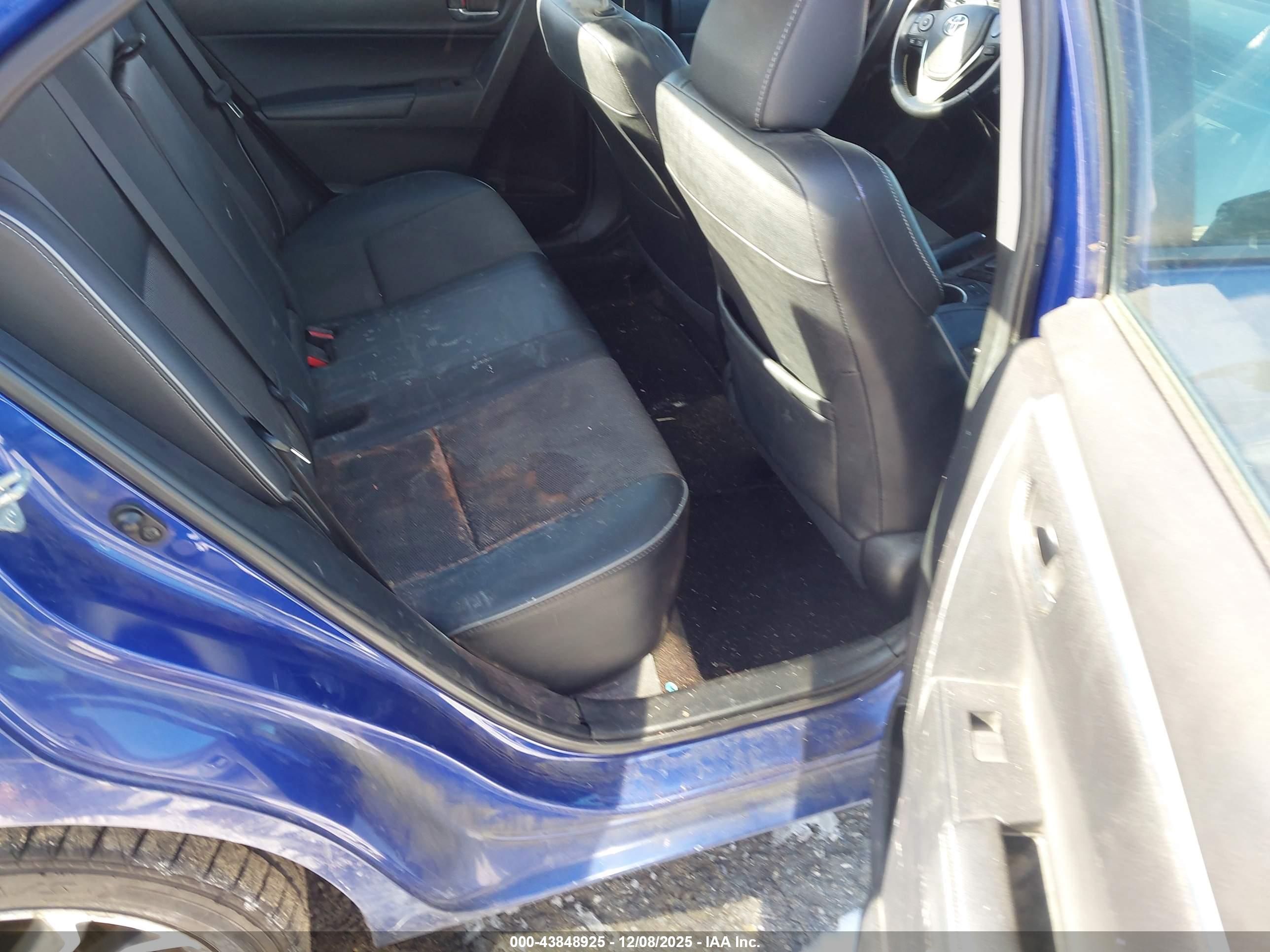 TOYOTA COROLLA image 8
