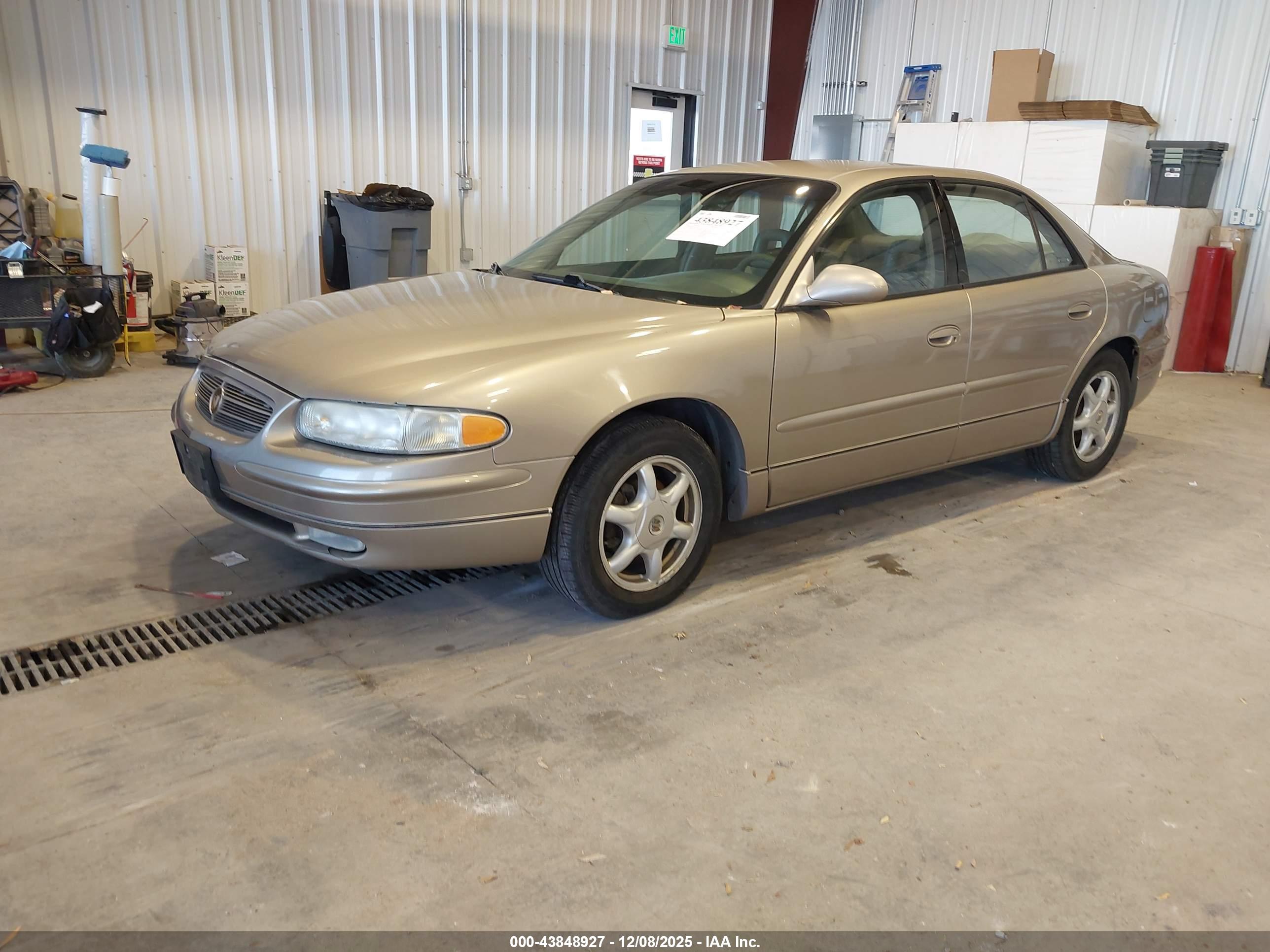 BUICK REGAL image 2