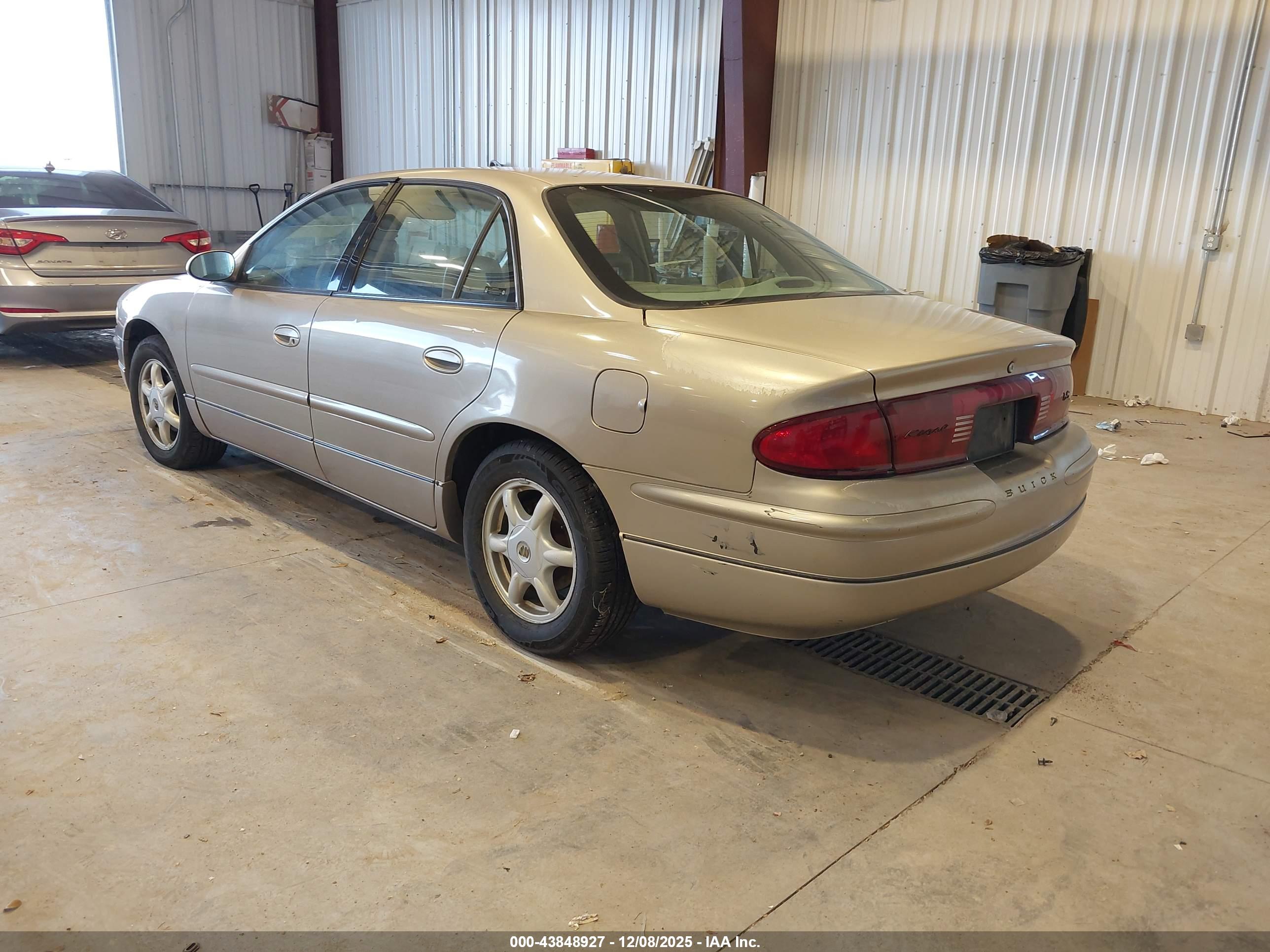 BUICK REGAL image 3