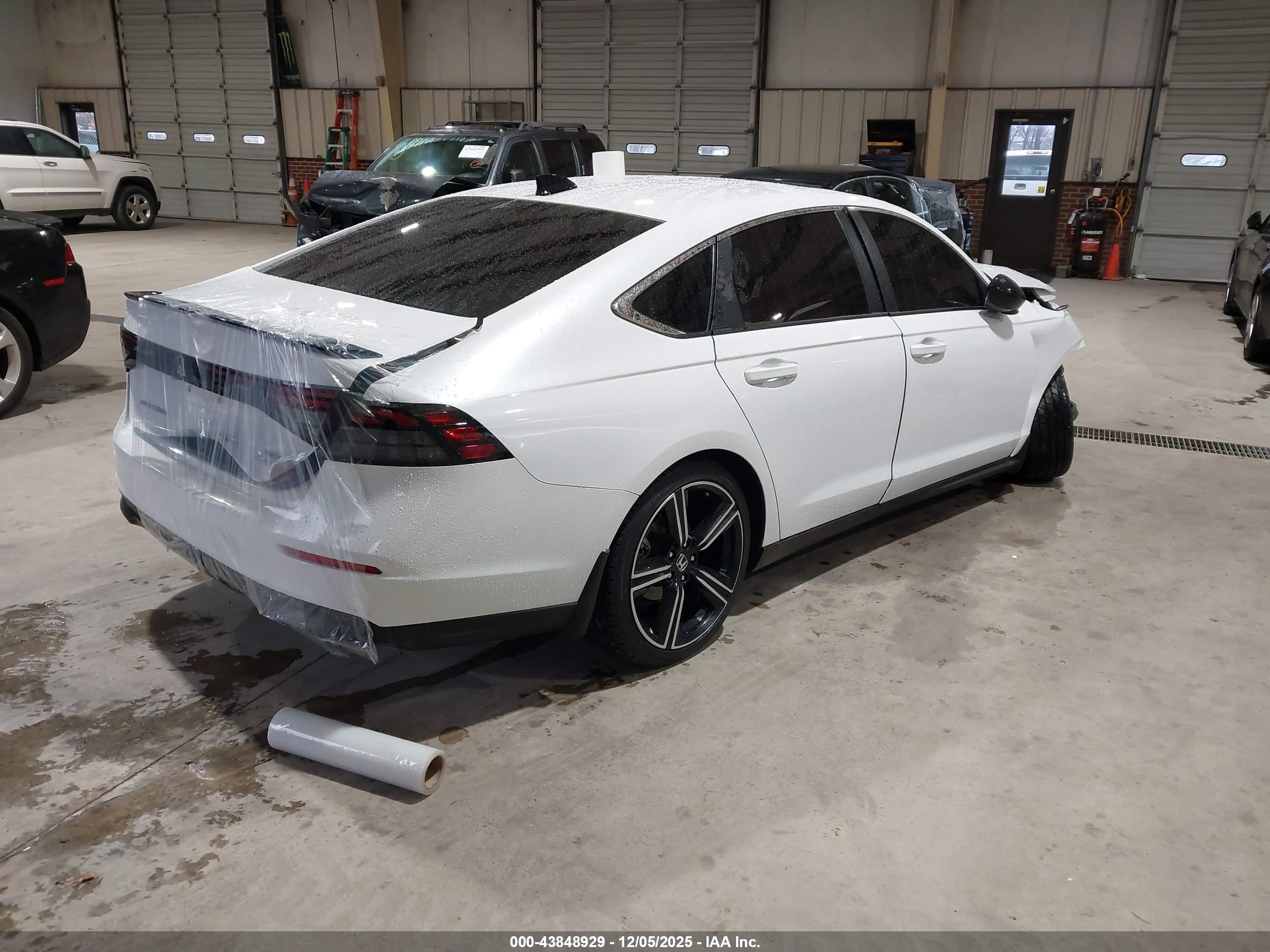 HONDA ACCORD image 4