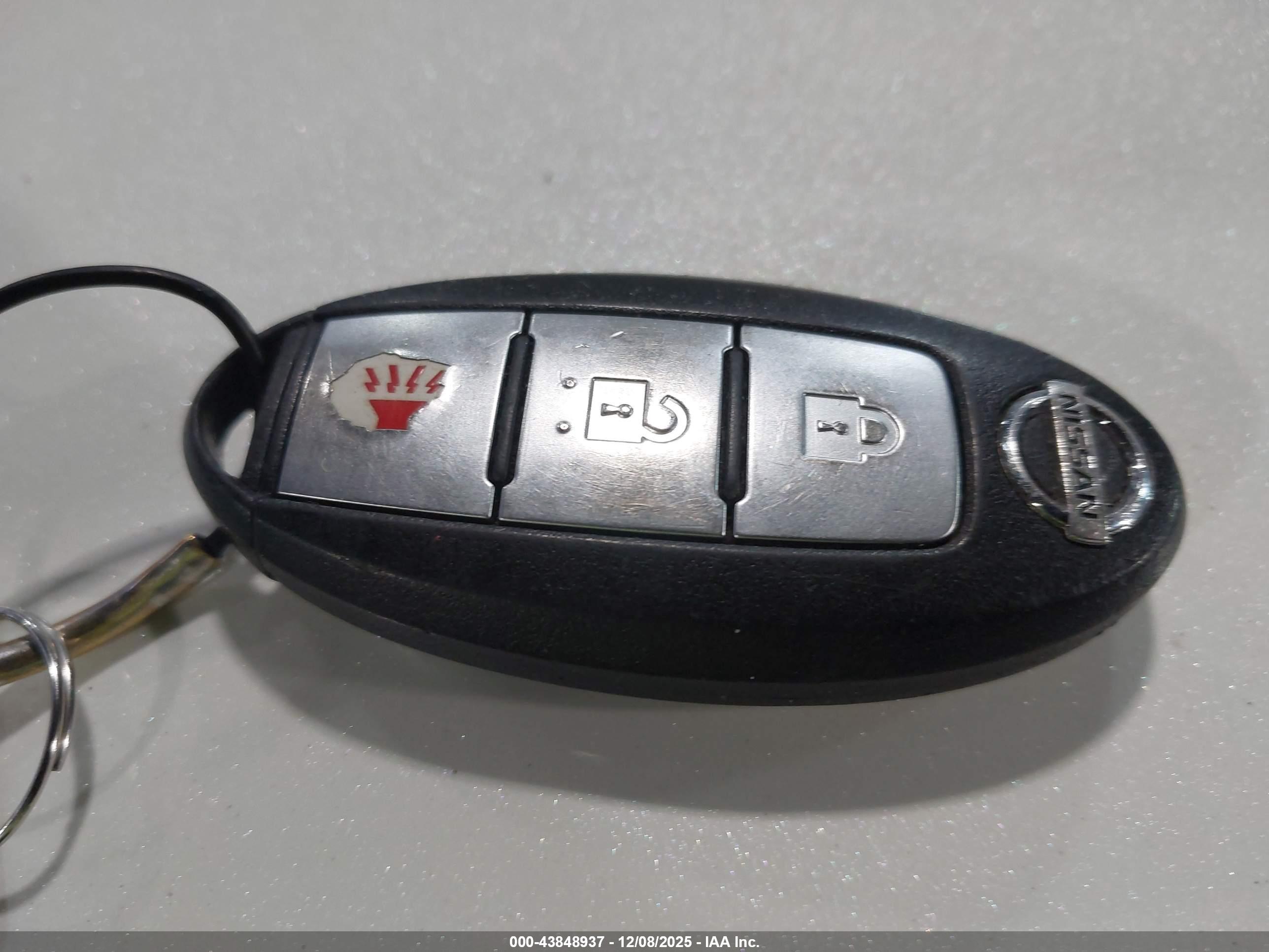 NISSAN MURANO image 11