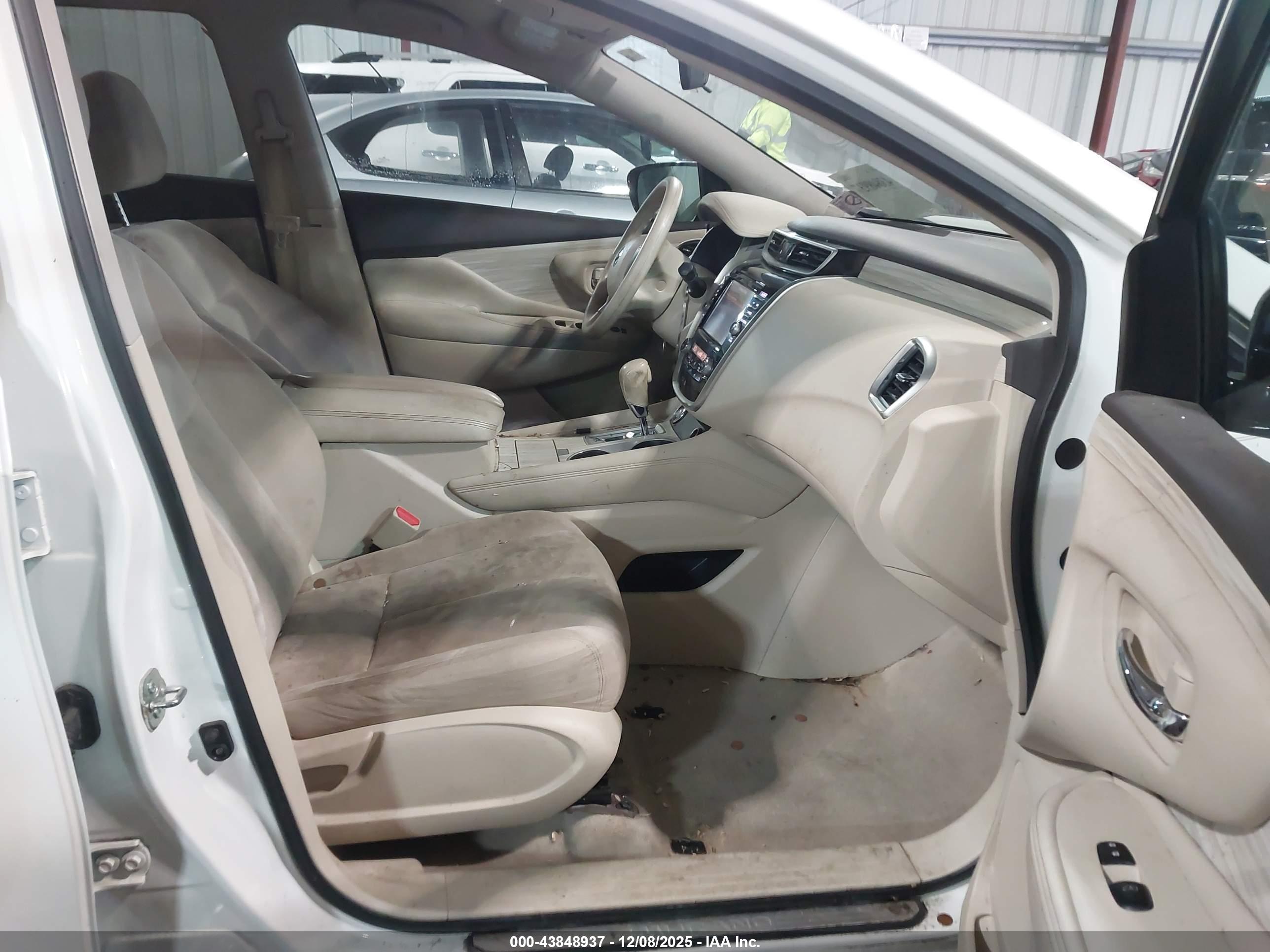 NISSAN MURANO image 5