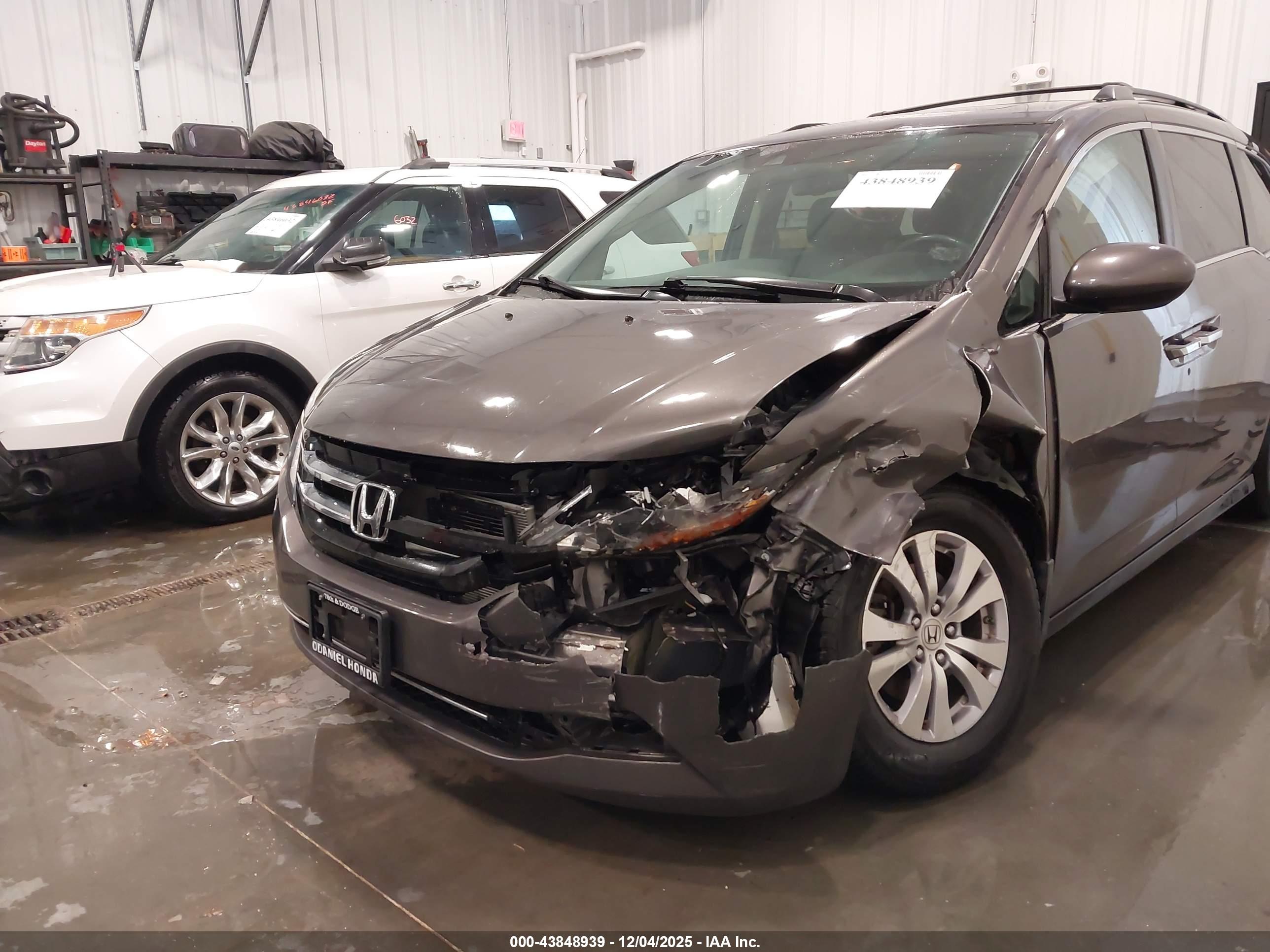 HONDA ODYSSEY image 6