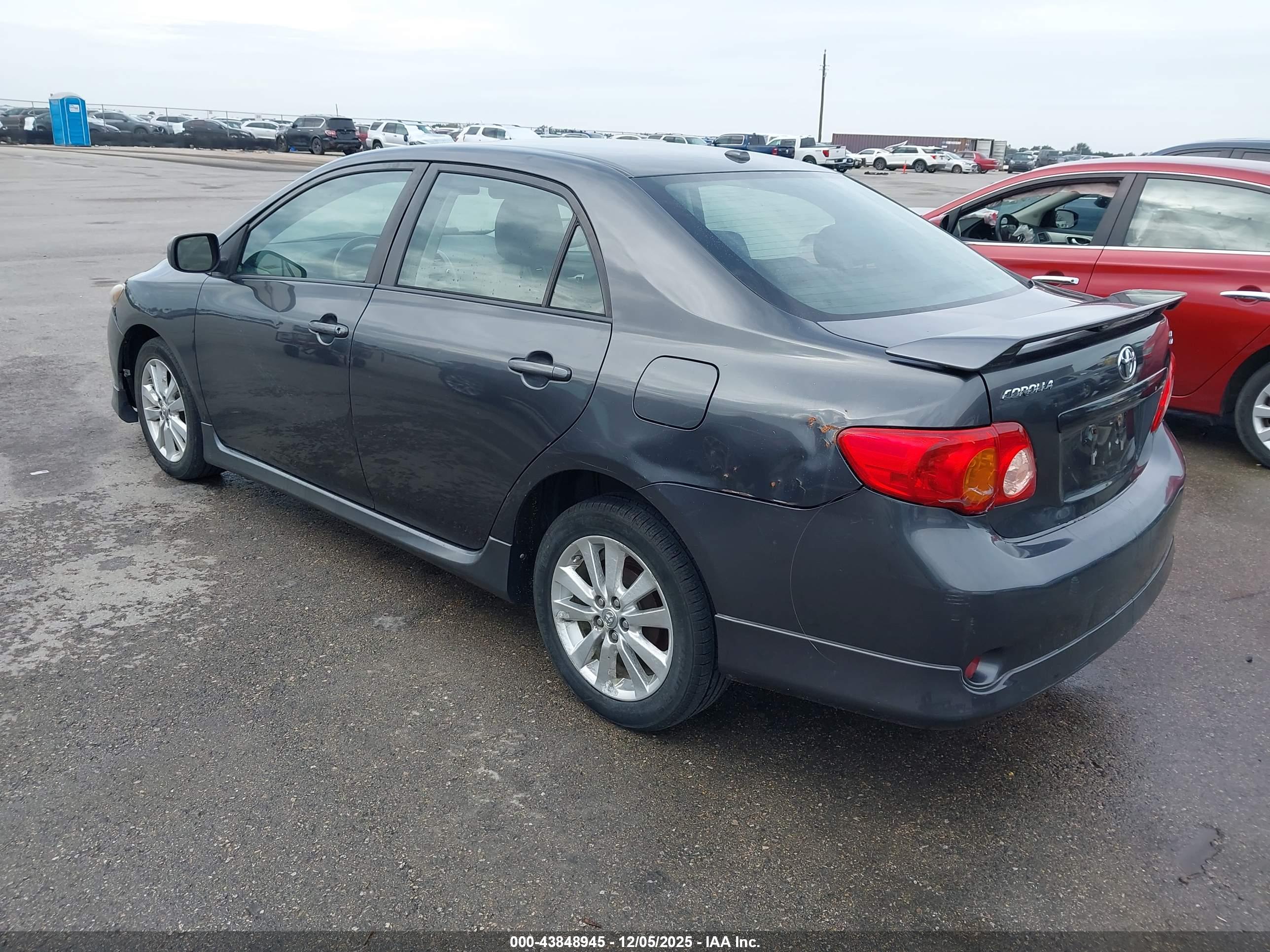 TOYOTA COROLLA image 3