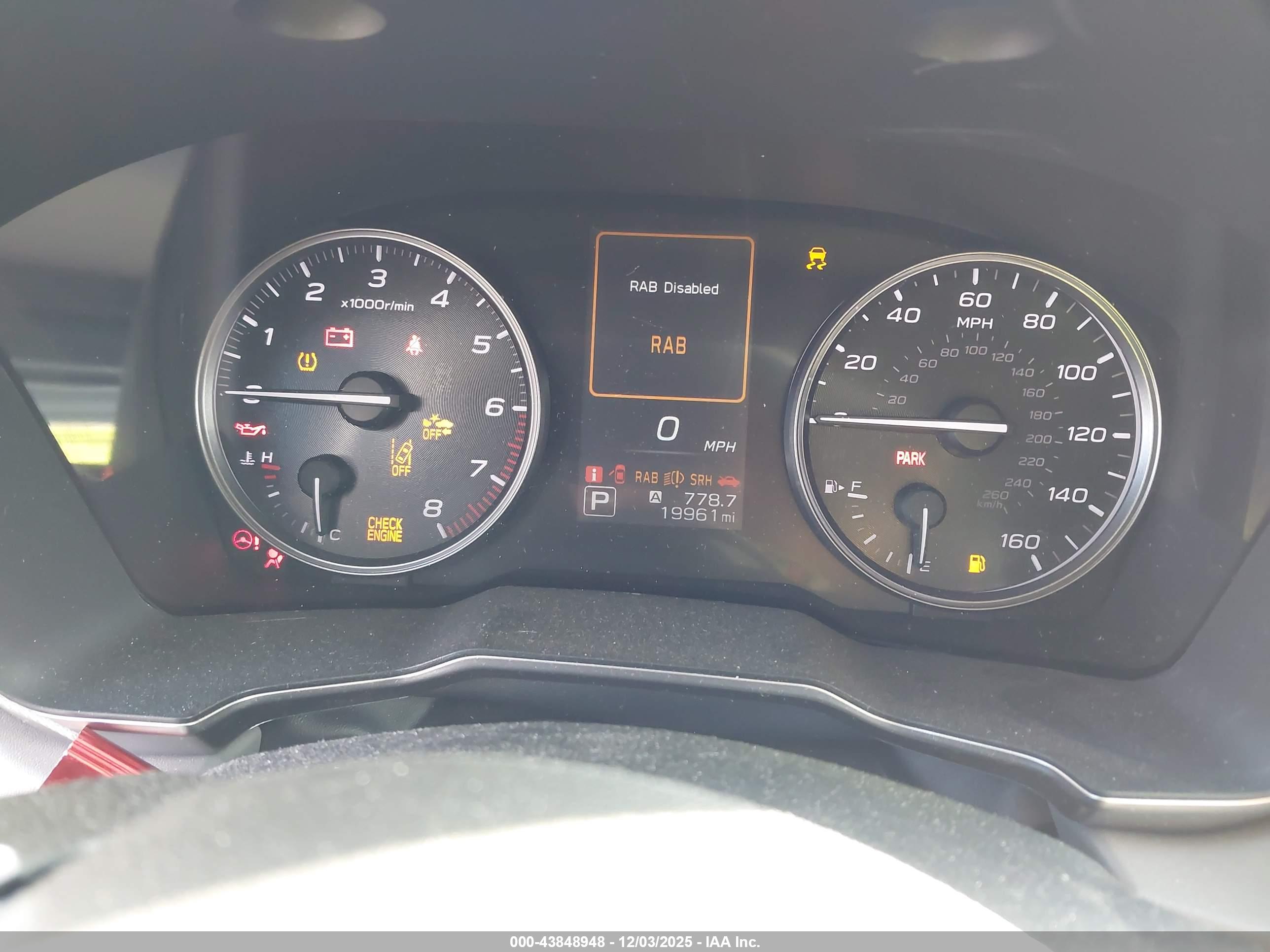 SUBARU OUTBACK image 7
