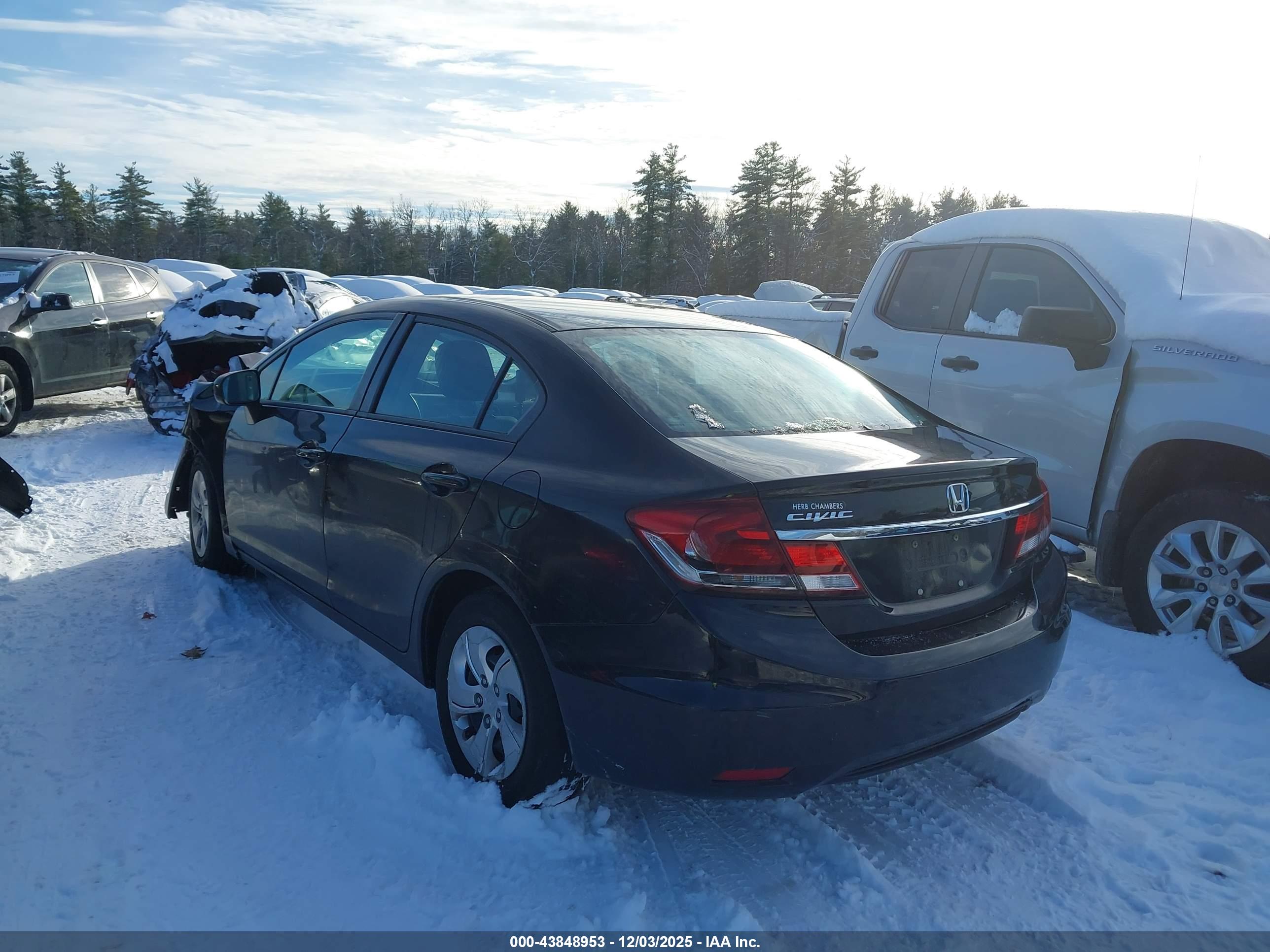 HONDA CIVIC image 3