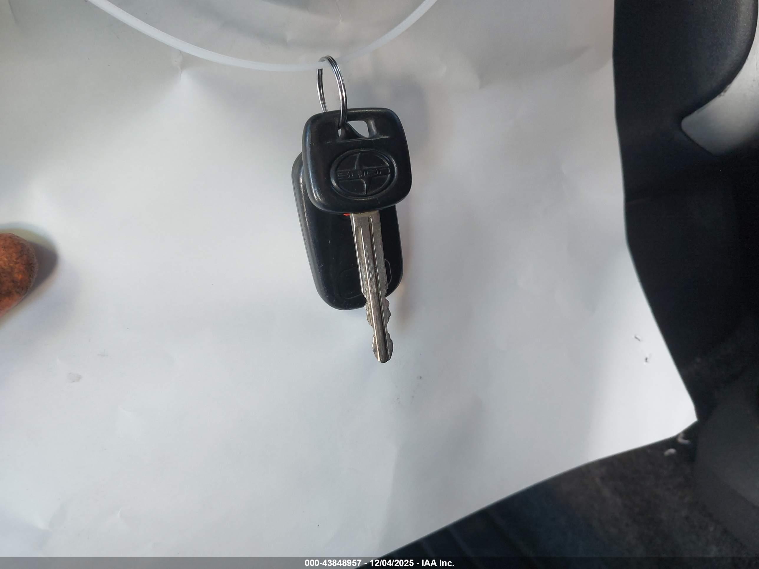 SCION XB image 11