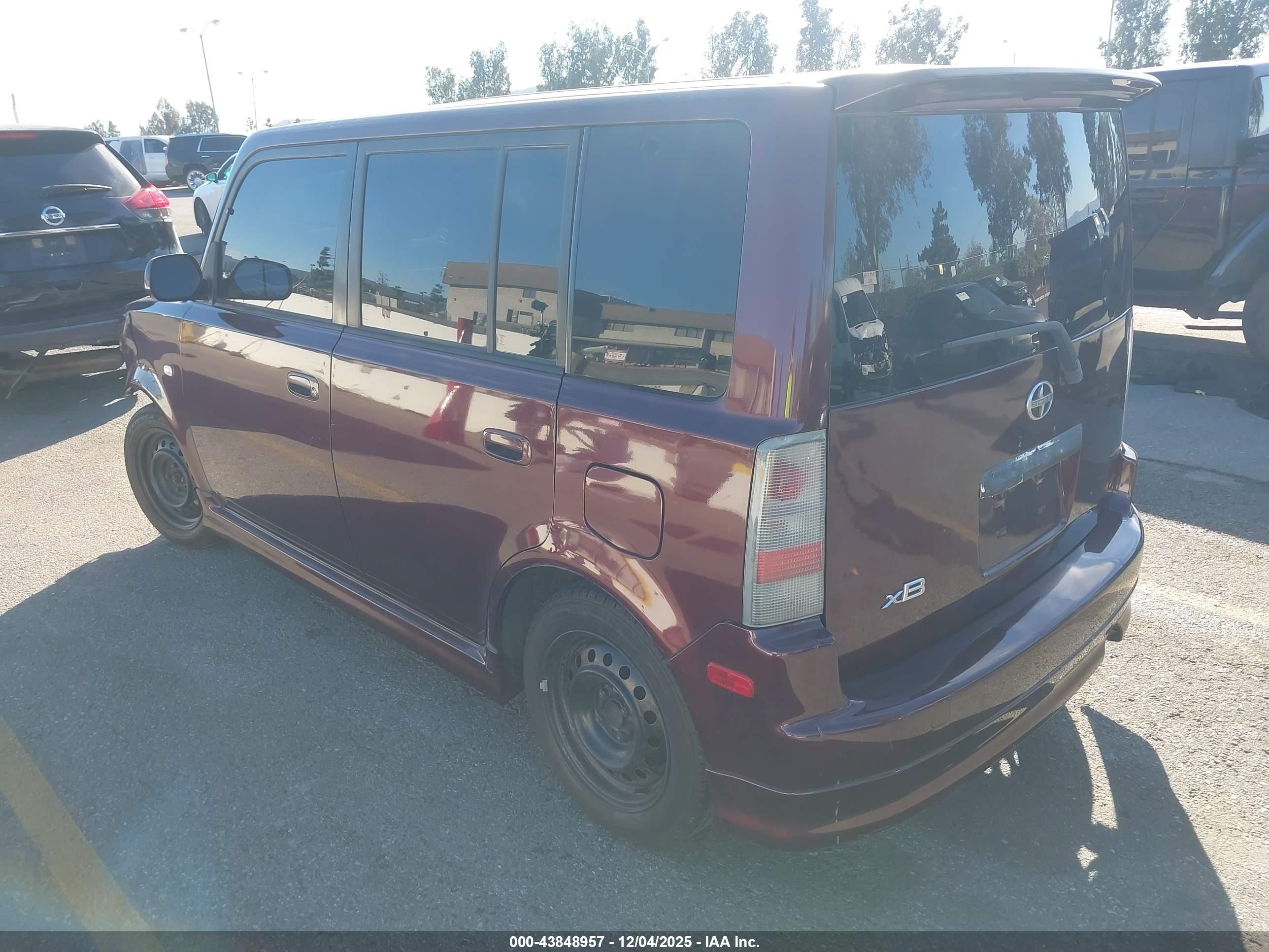 SCION XB image 3